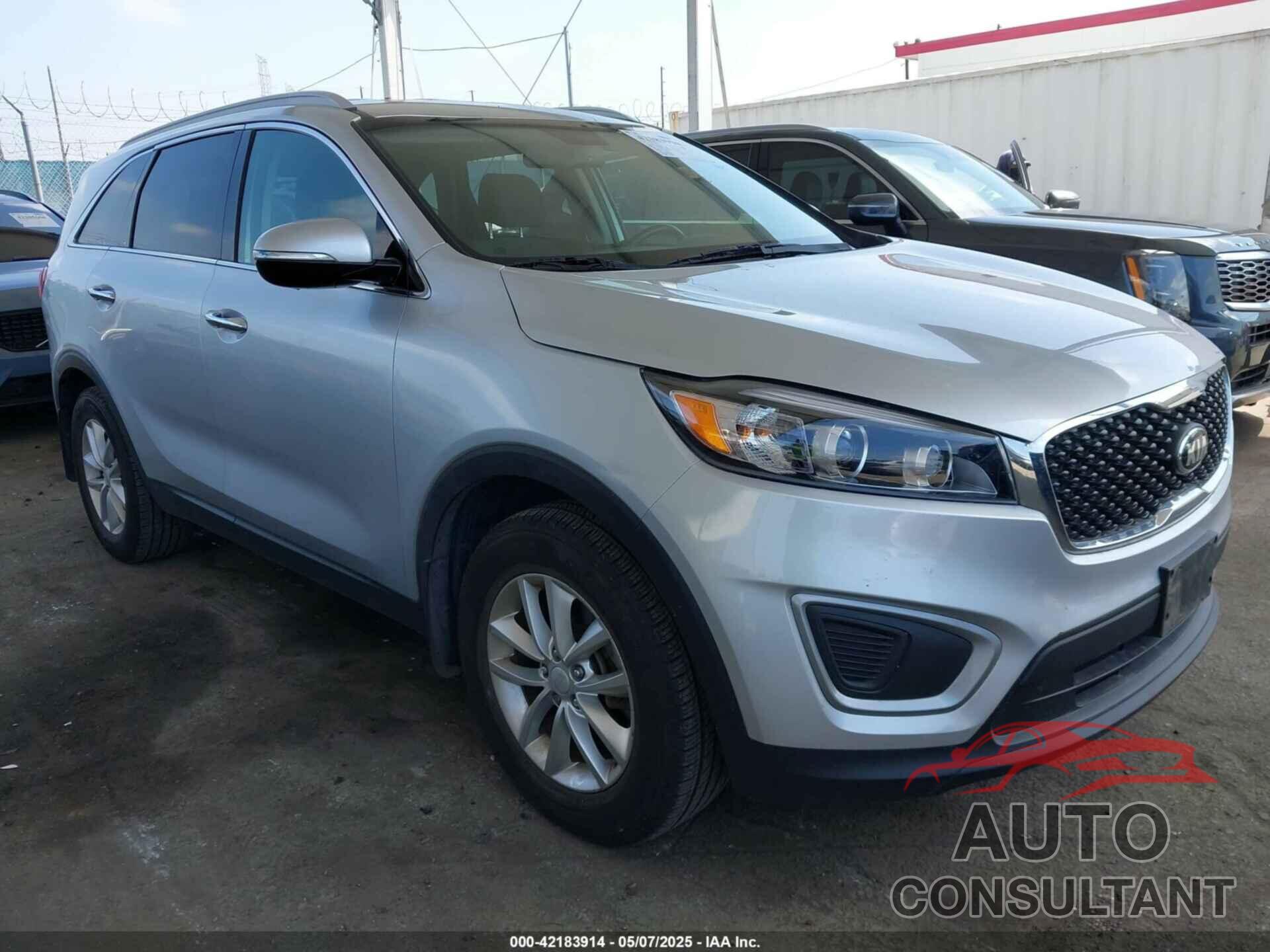 KIA SORENTO 2017 - 5XYPG4A3XHG249762