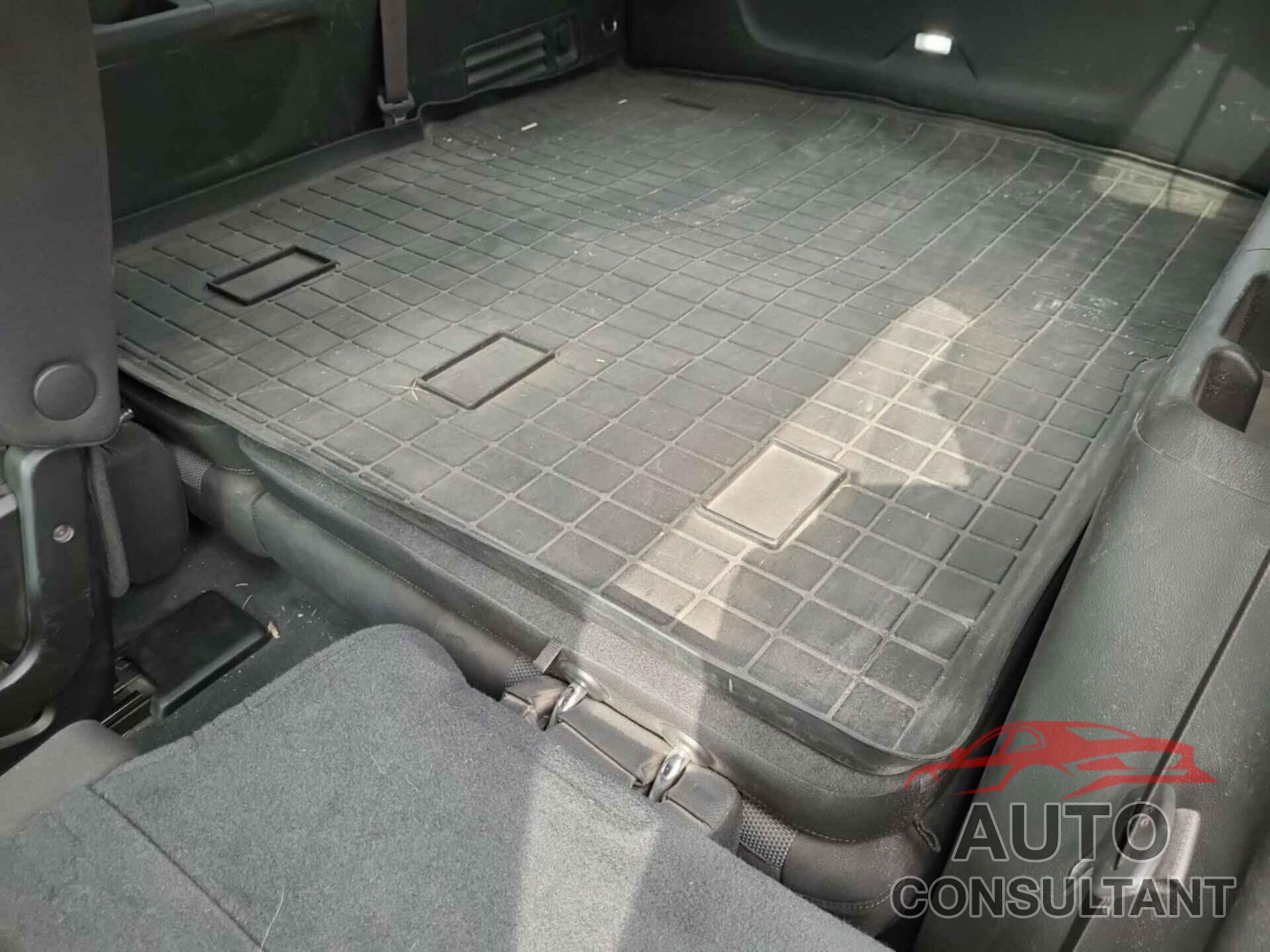 CHEVROLET TRAVERSE 2022 - 1GNEVGKW0NJ185337