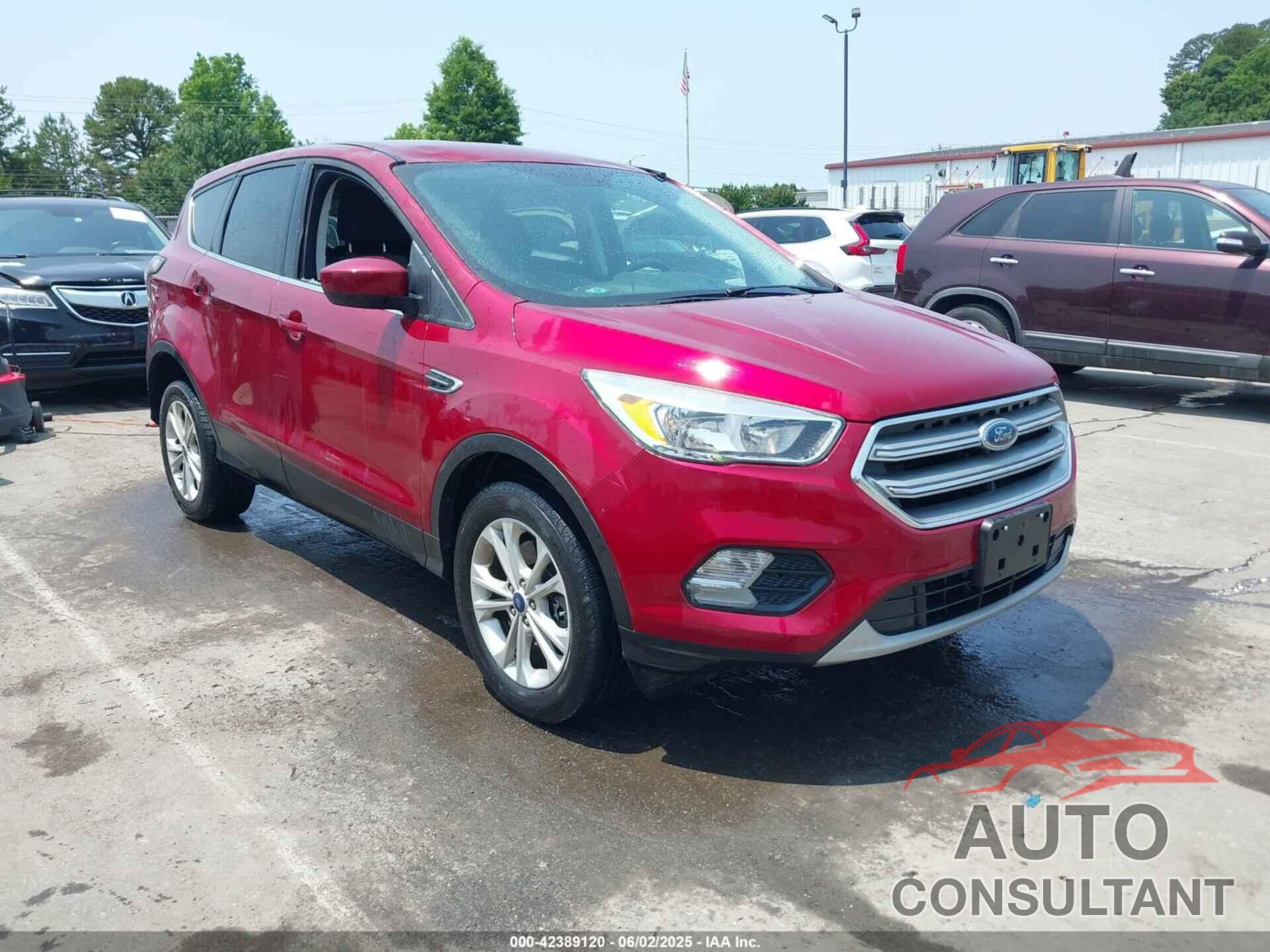 FORD ESCAPE 2017 - 1FMCU9G99HUA44556