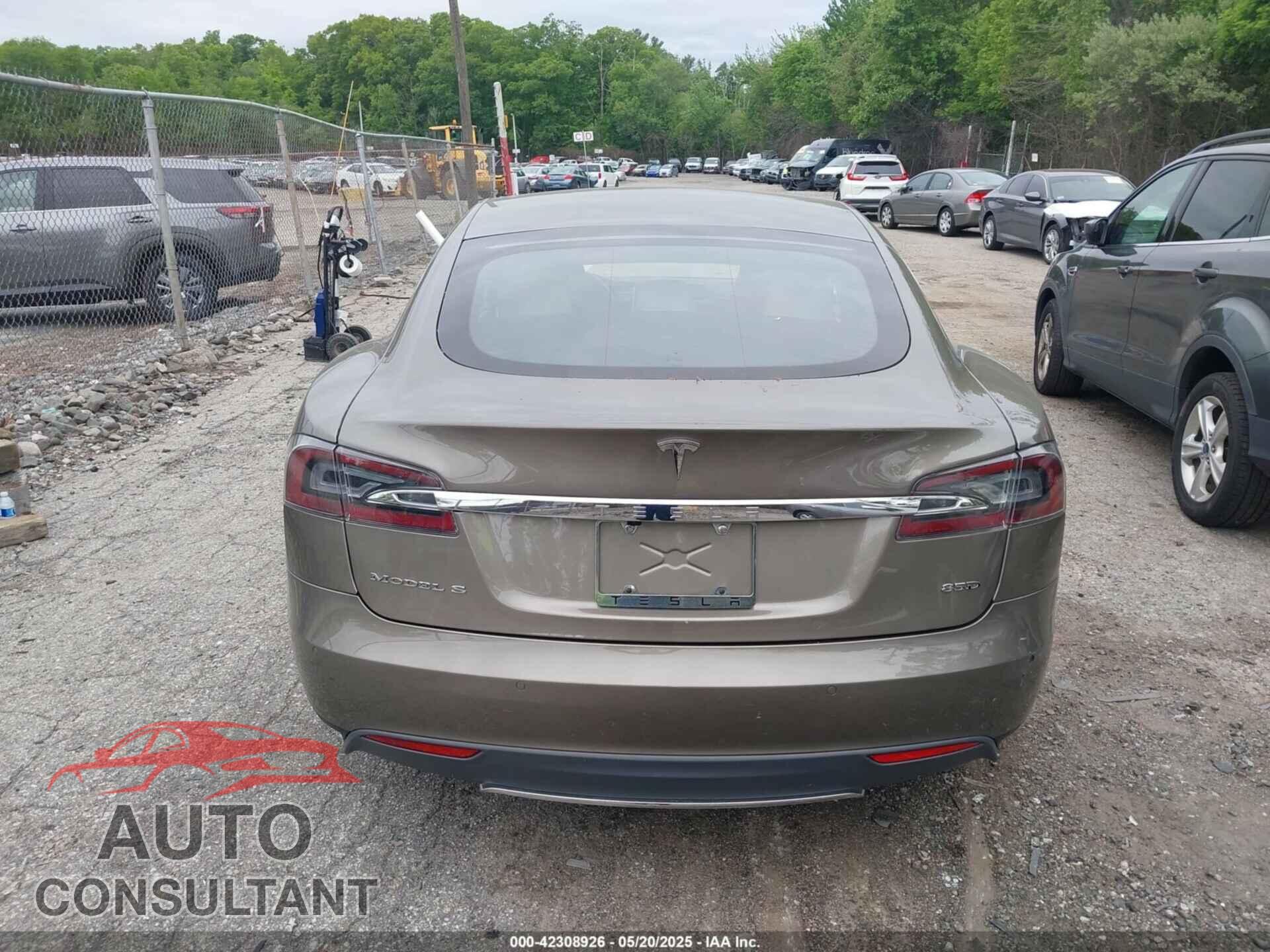 TESLA MODEL S 2015 - 5YJSA1E29FF110528