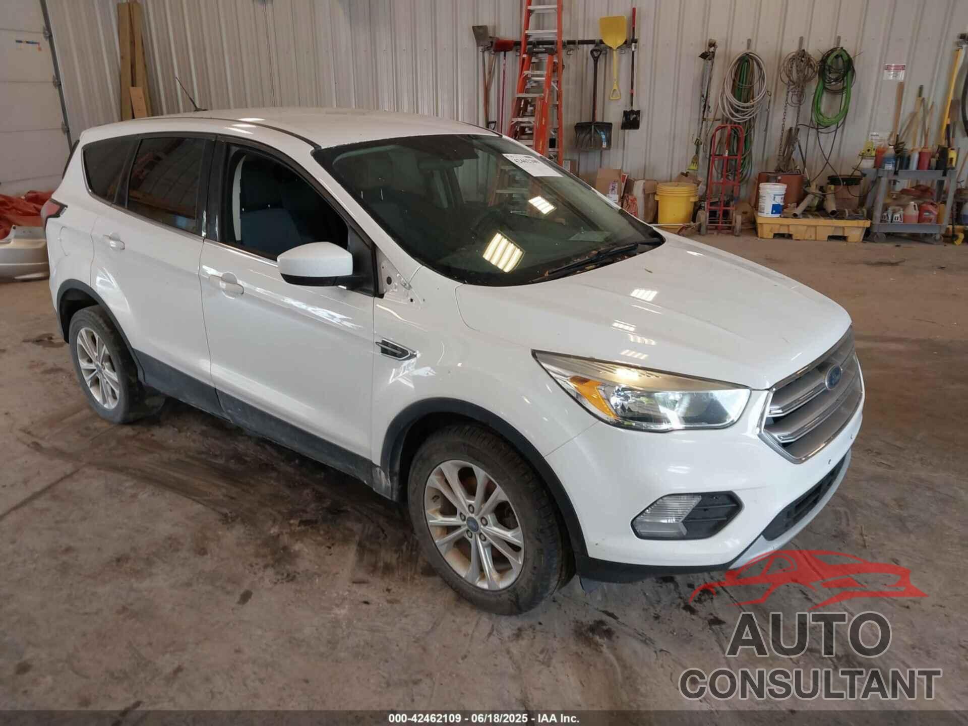 FORD ESCAPE 2017 - 1FMCU0GD4HUE40040