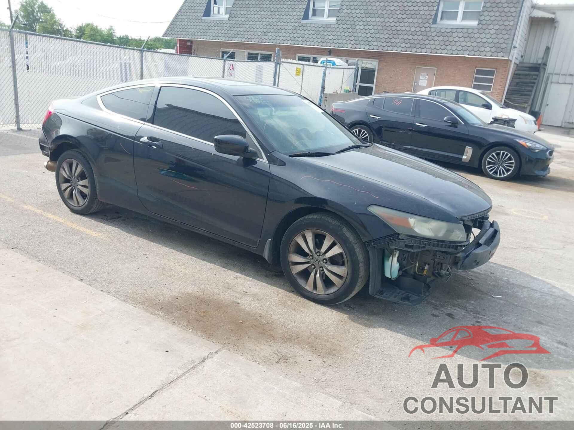 HONDA ACCORD 2010 - 1HGCS1B83AA010695