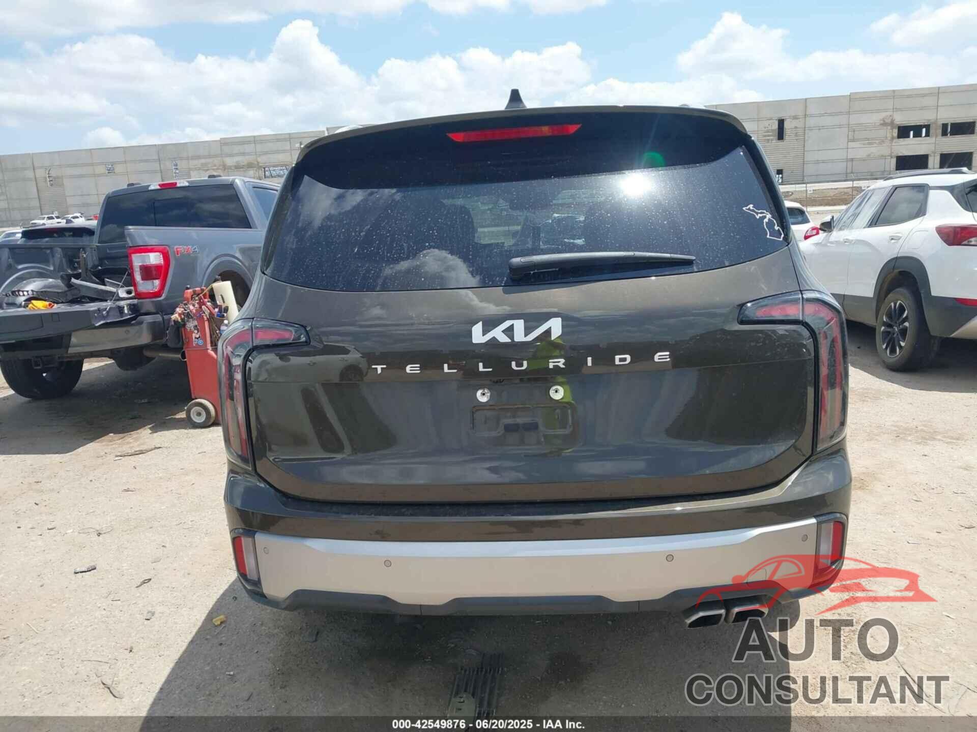 KIA TELLURIDE 2023 - 5XYP34GC4PG344366