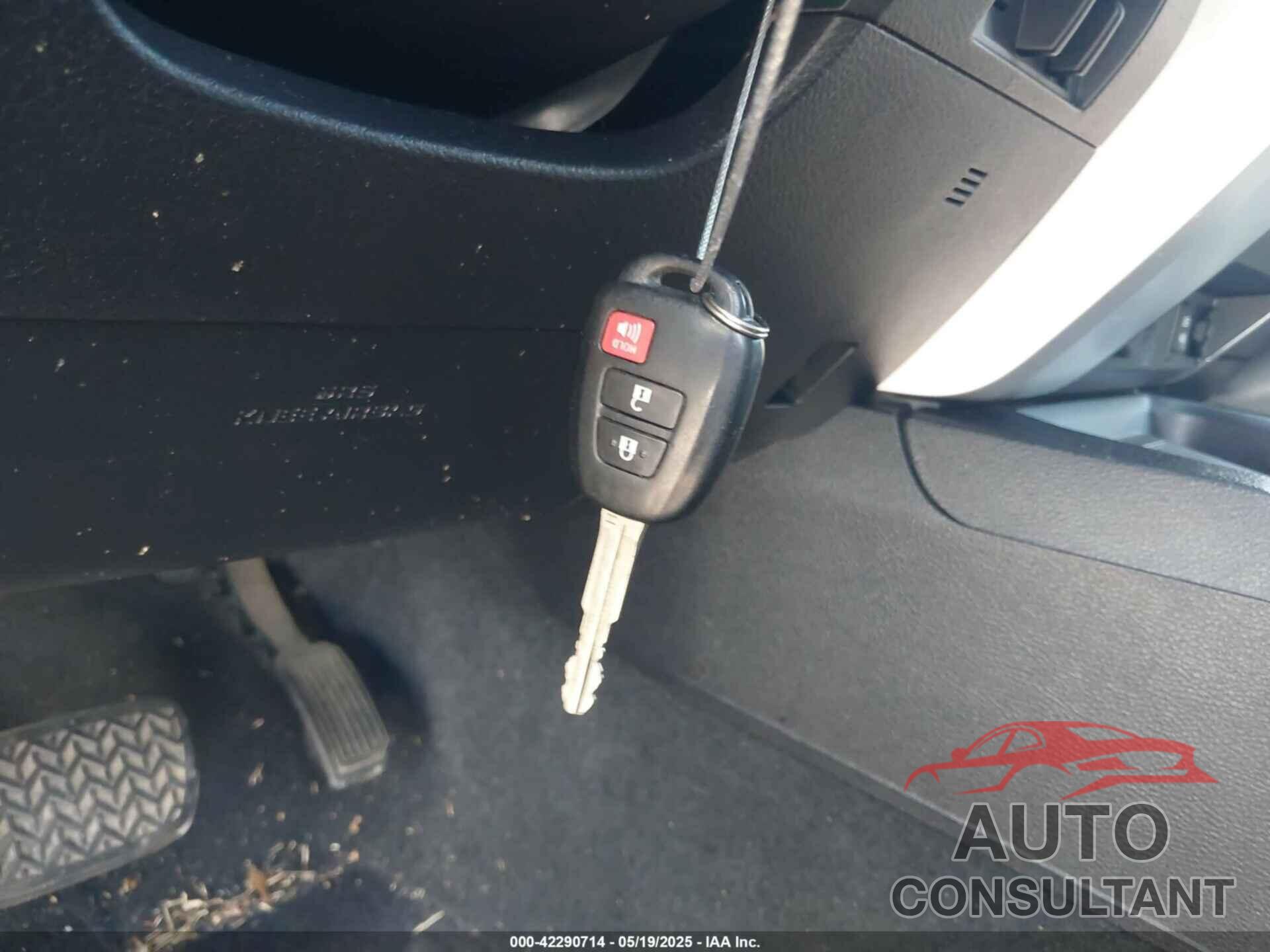 TOYOTA TUNDRA 2018 - 5TFEY5F1XJX232478