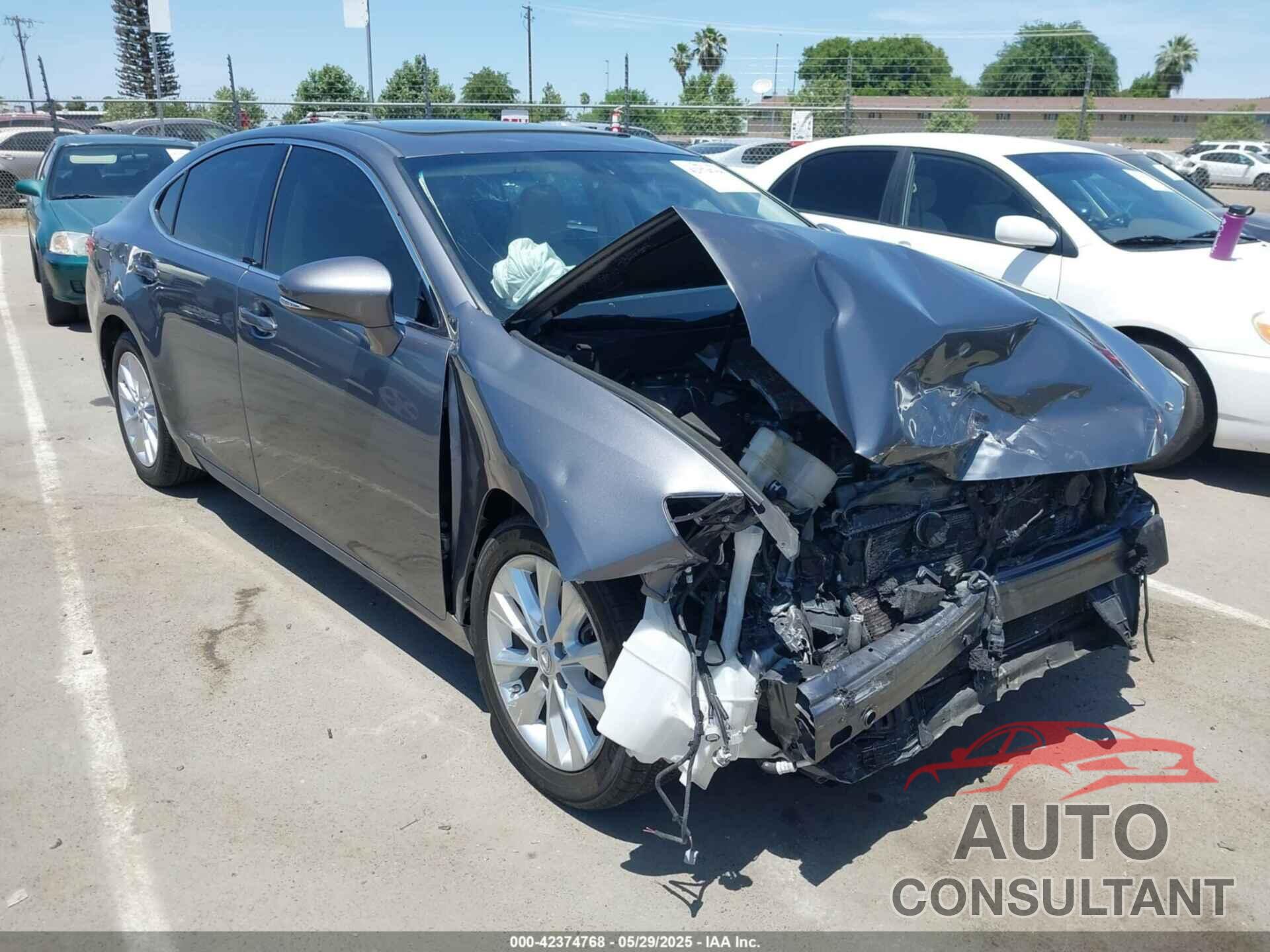 LEXUS ES 300H 2013 - JTHBW1GG5D2028515