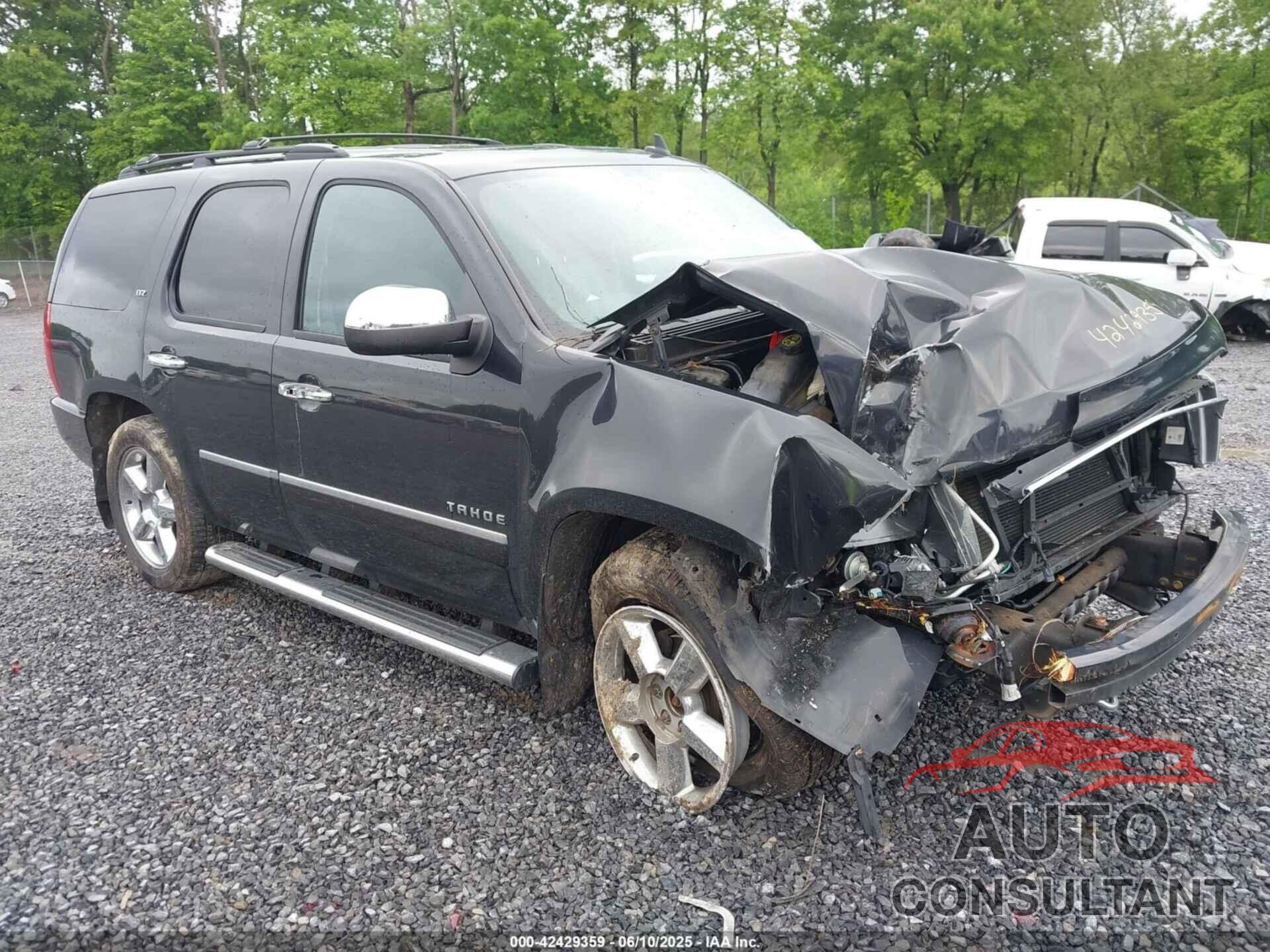 CHEVROLET TAHOE 2012 - 1GNSKCE03CR291002