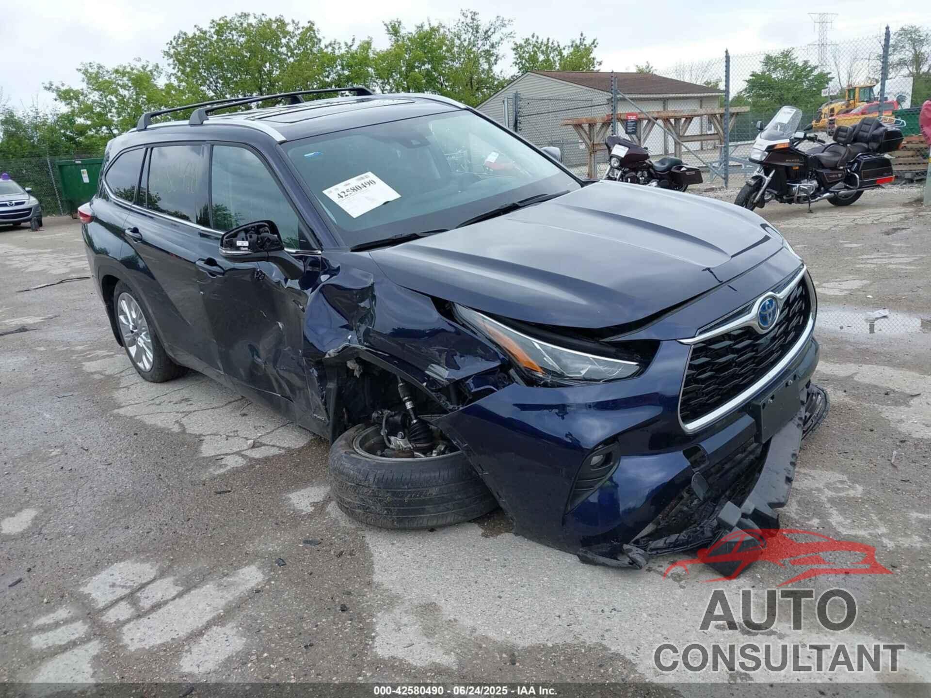 TOYOTA HIGHLANDER 2023 - 5TDXBRCH0PS567301