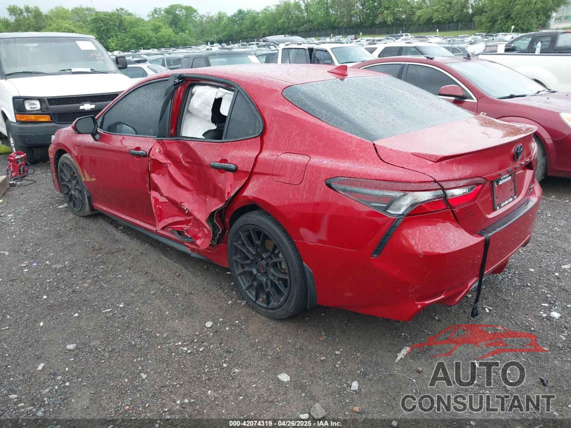 TOYOTA CAMRY 2021 - 4T1G11BK2MU045239