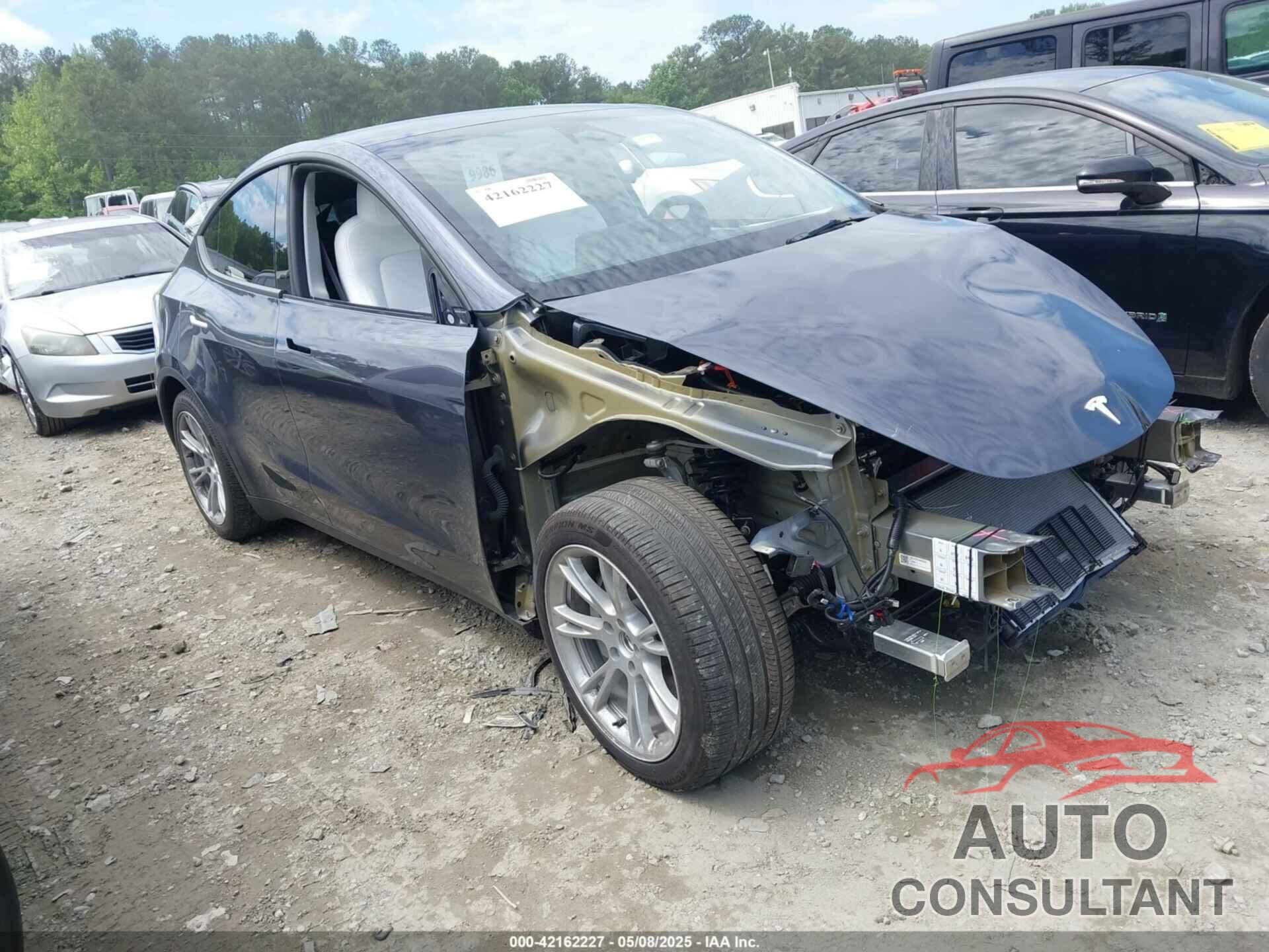 TESLA MODEL Y 2023 - 7SAYGDEE1PA166355