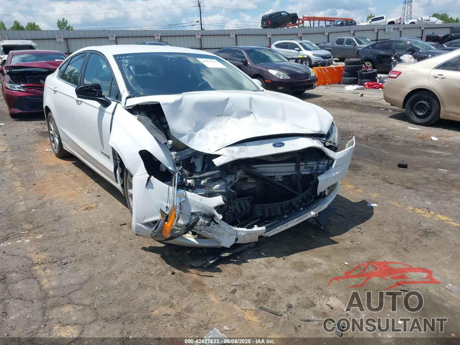 FORD FUSION HYBRID 2017 - 3FA6P0LU6HR323927