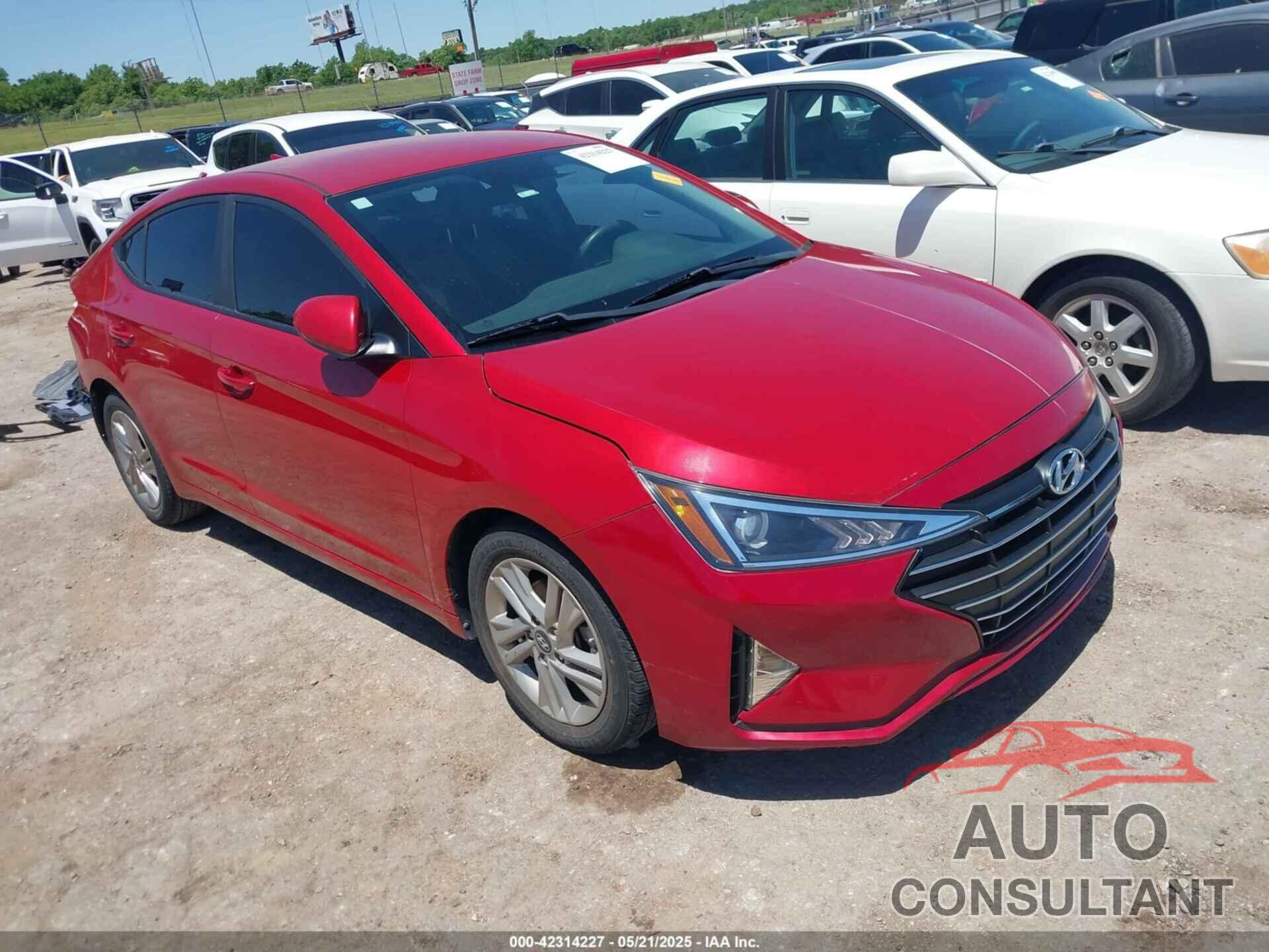 HYUNDAI ELANTRA 2019 - 5NPD84LF8KH421326
