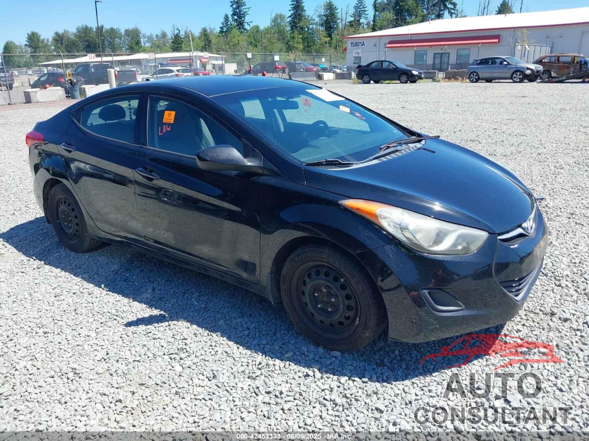 HYUNDAI ELANTRA 2011 - 5NPDH4AE3BH026268