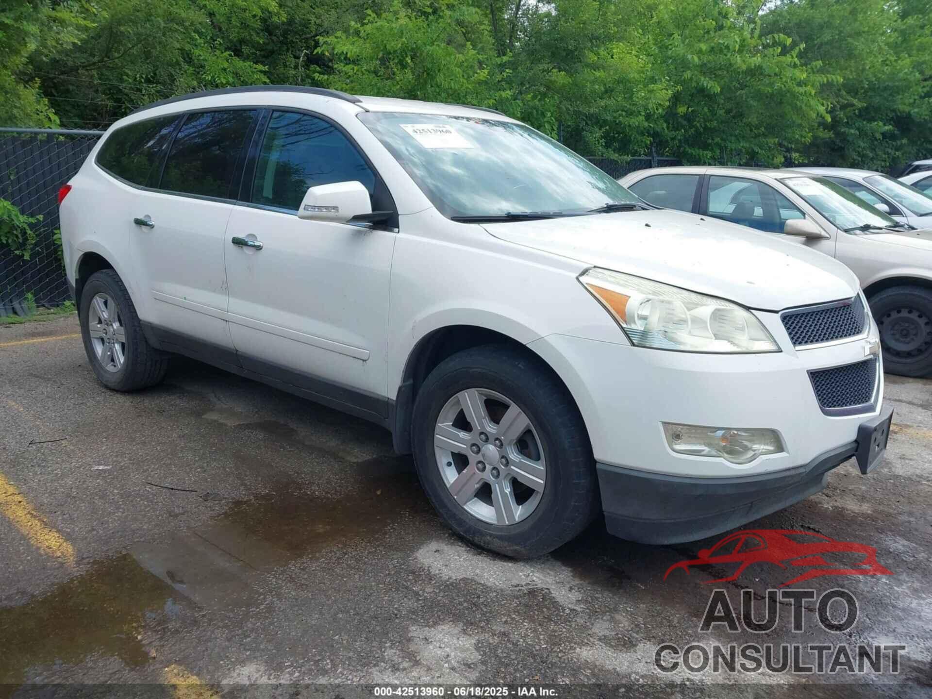 CHEVROLET TRAVERSE 2012 - 1GNKVJEDXCJ288398