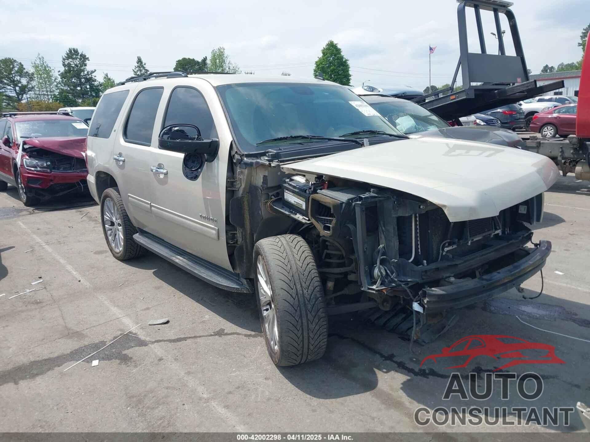 CHEVROLET TAHOE 2010 - 1GNUCBE09AR216446