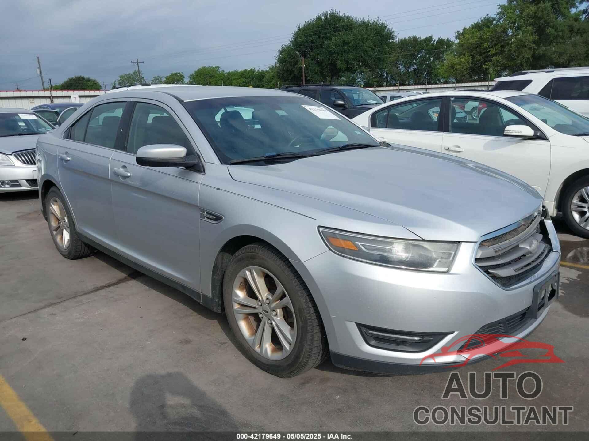 FORD TAURUS 2015 - 1FAHP2E88FG133328