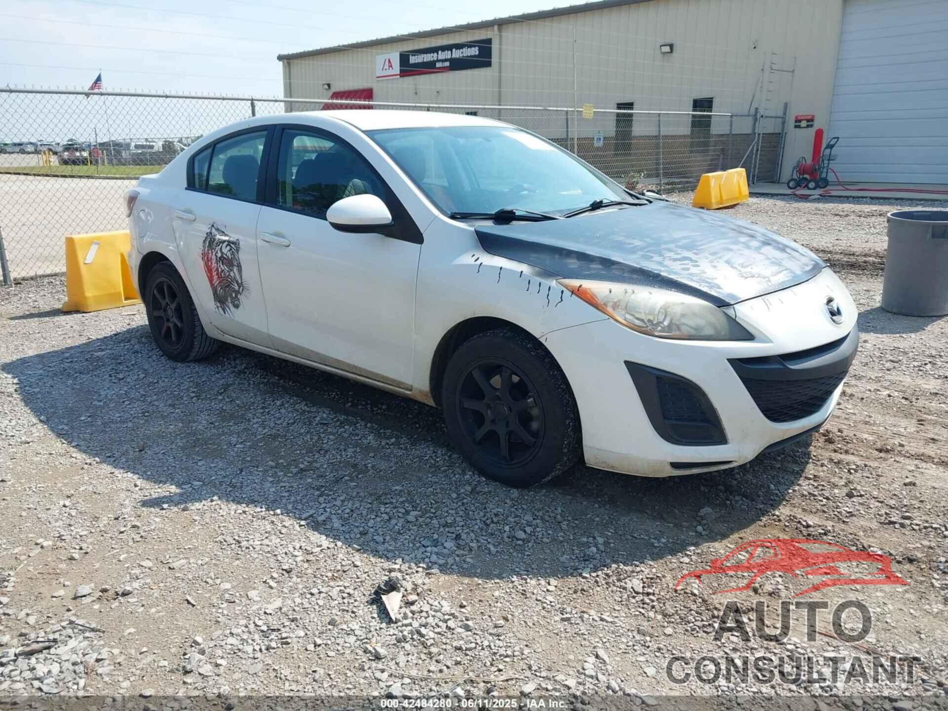 MAZDA MAZDA3 2011 - JM1BL1VF6B1367176