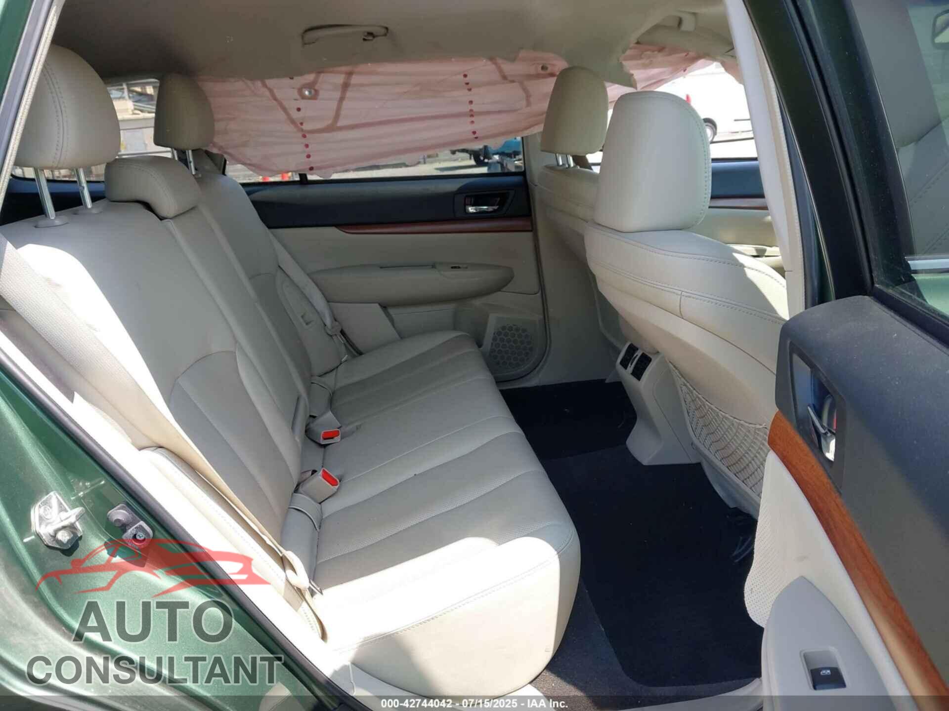 SUBARU OUTBACK 2014 - 4S4BRBLC8E3259997