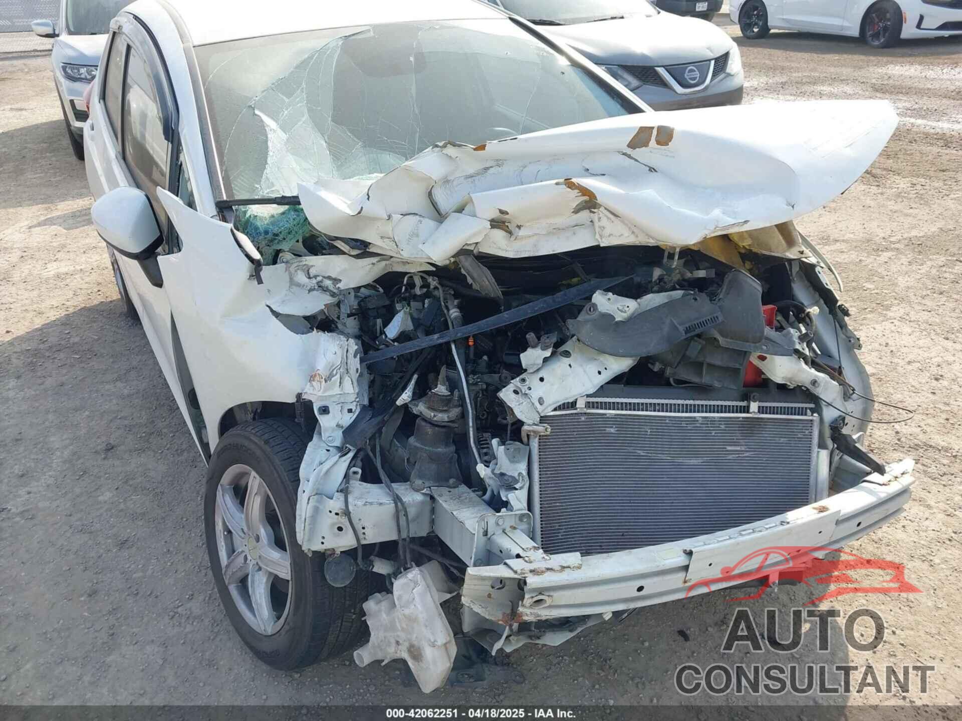 HONDA FIT 2017 - JHMGK5H55HS012374