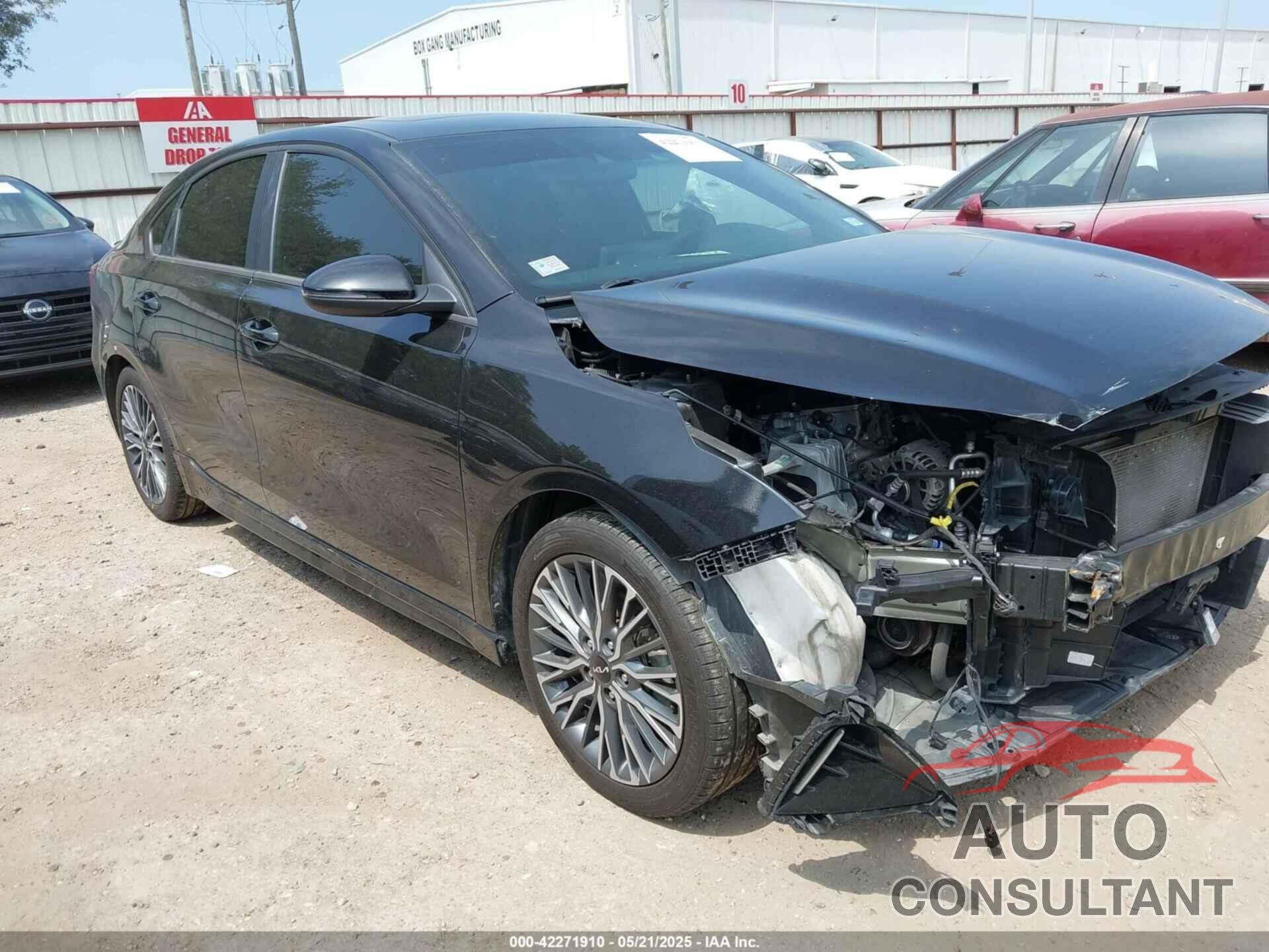 KIA FORTE 2022 - 3KPF54AD5NE481043