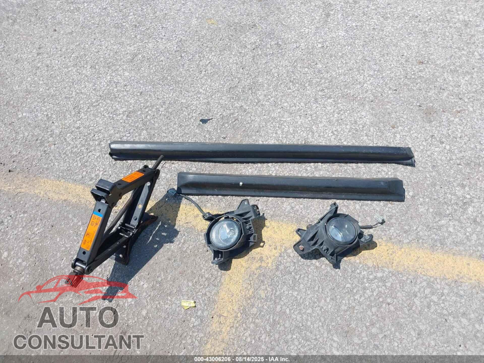 NISSAN PATHFINDER 2013 - 5N1AR2MM0DC633651