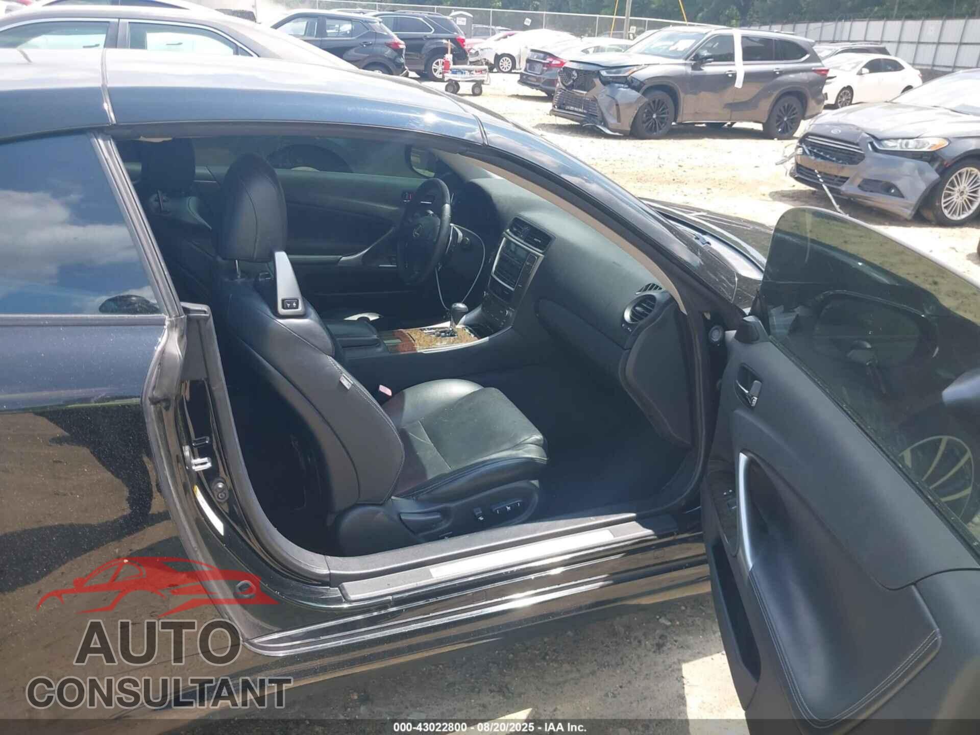 LEXUS IS 350C 2010 - JTHFE2C23A2501571