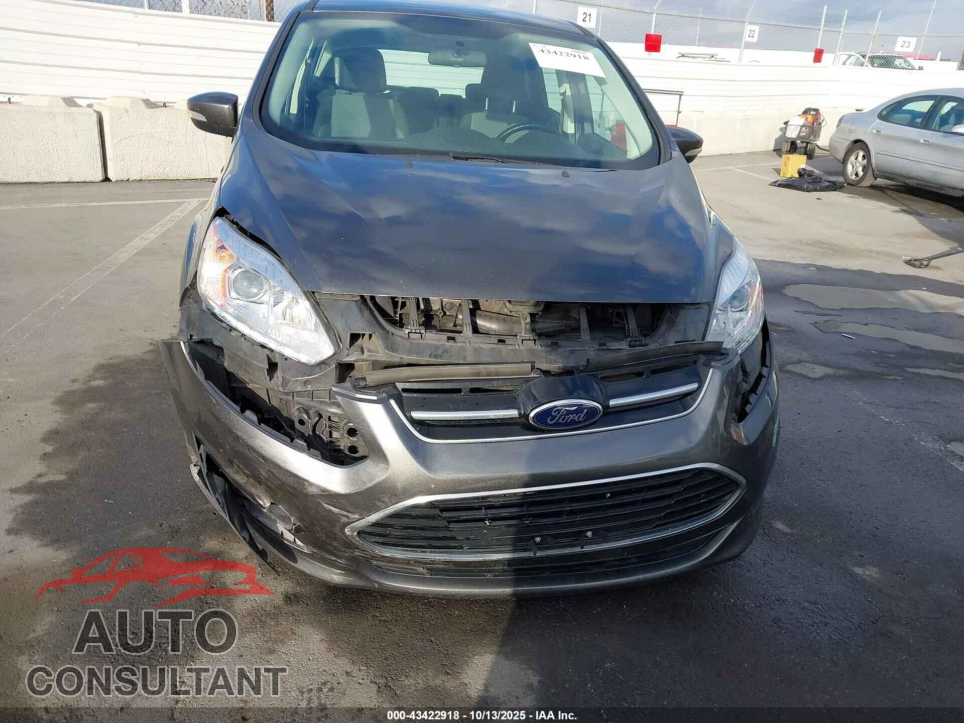 FORD C-MAX ENERGI 2017 - 1FADP5EU3HL102821