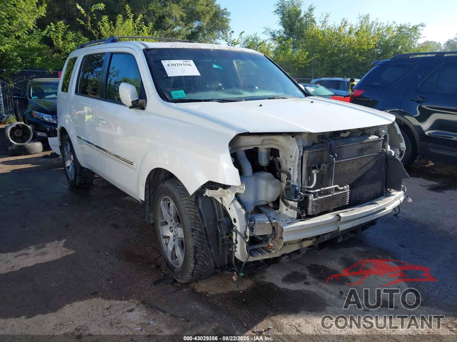 HONDA PILOT 2013 - 5FNYF4H96DB039369