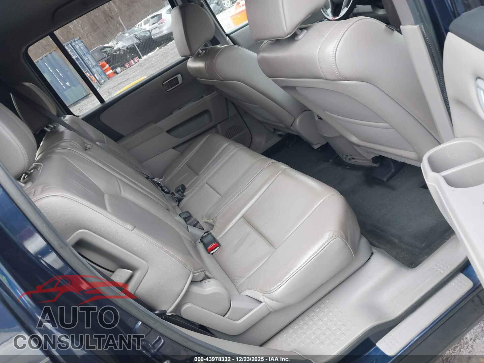 HONDA PILOT 2013 - 5FNYF4H59DB036432