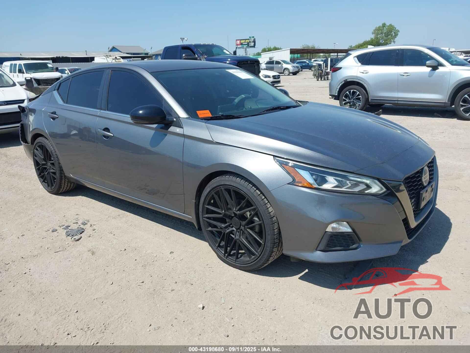 NISSAN ALTIMA 2020 - 1N4BL4CVXLC284647