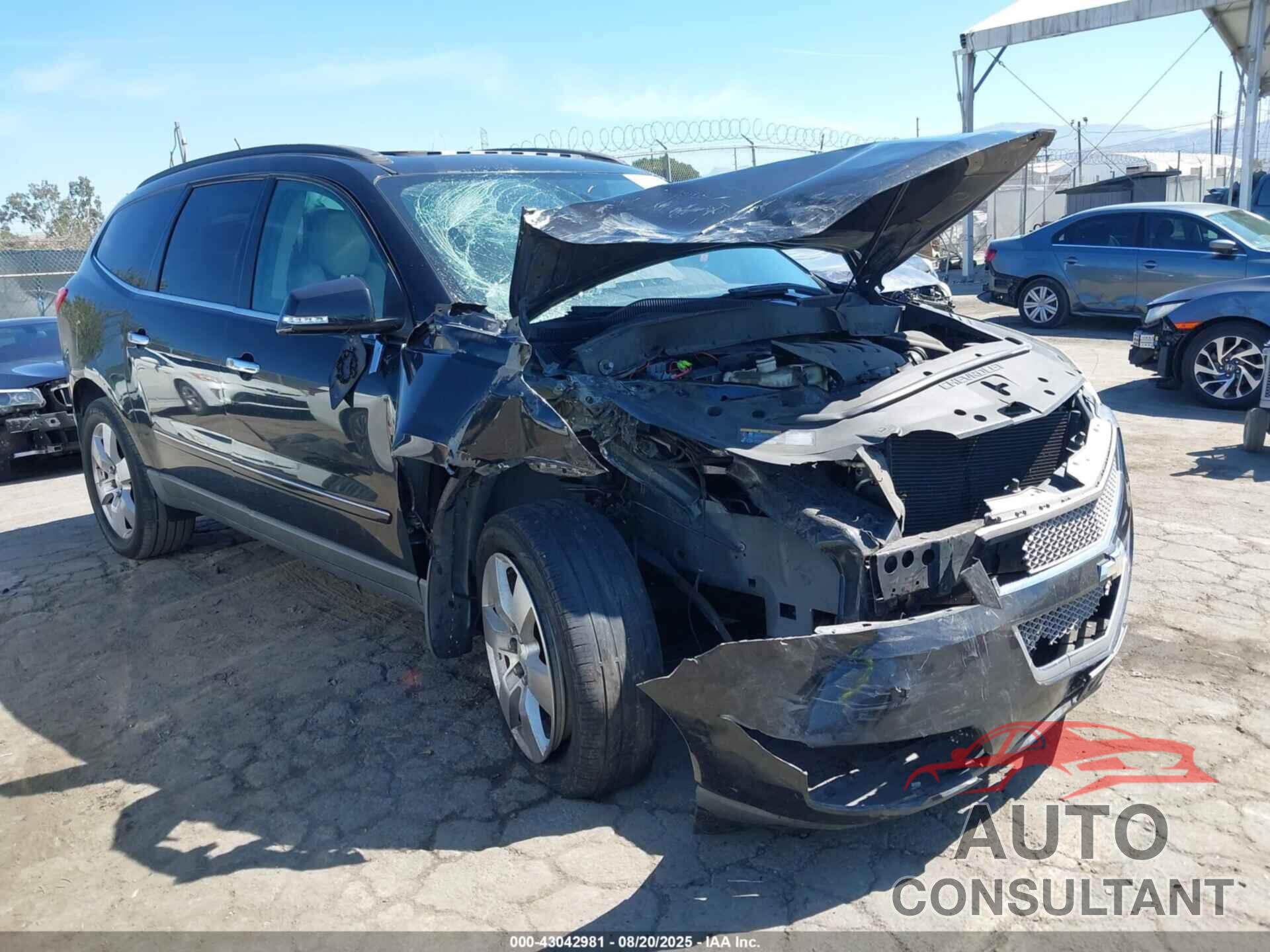 CHEVROLET TRAVERSE 2011 - 1GNKRLED0BJ119134