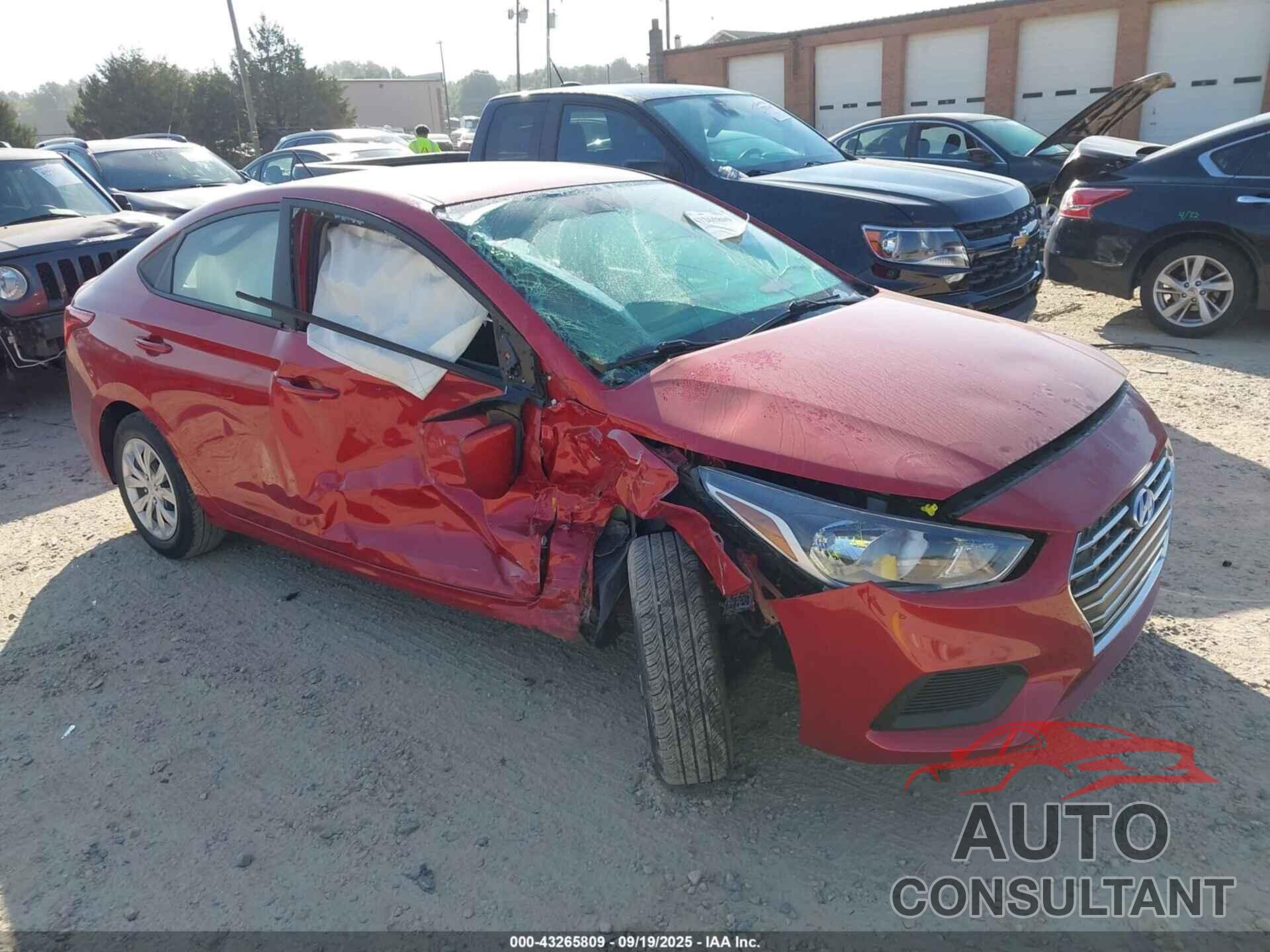 HYUNDAI ACCENT 2022 - 3KPC24A69NE175721