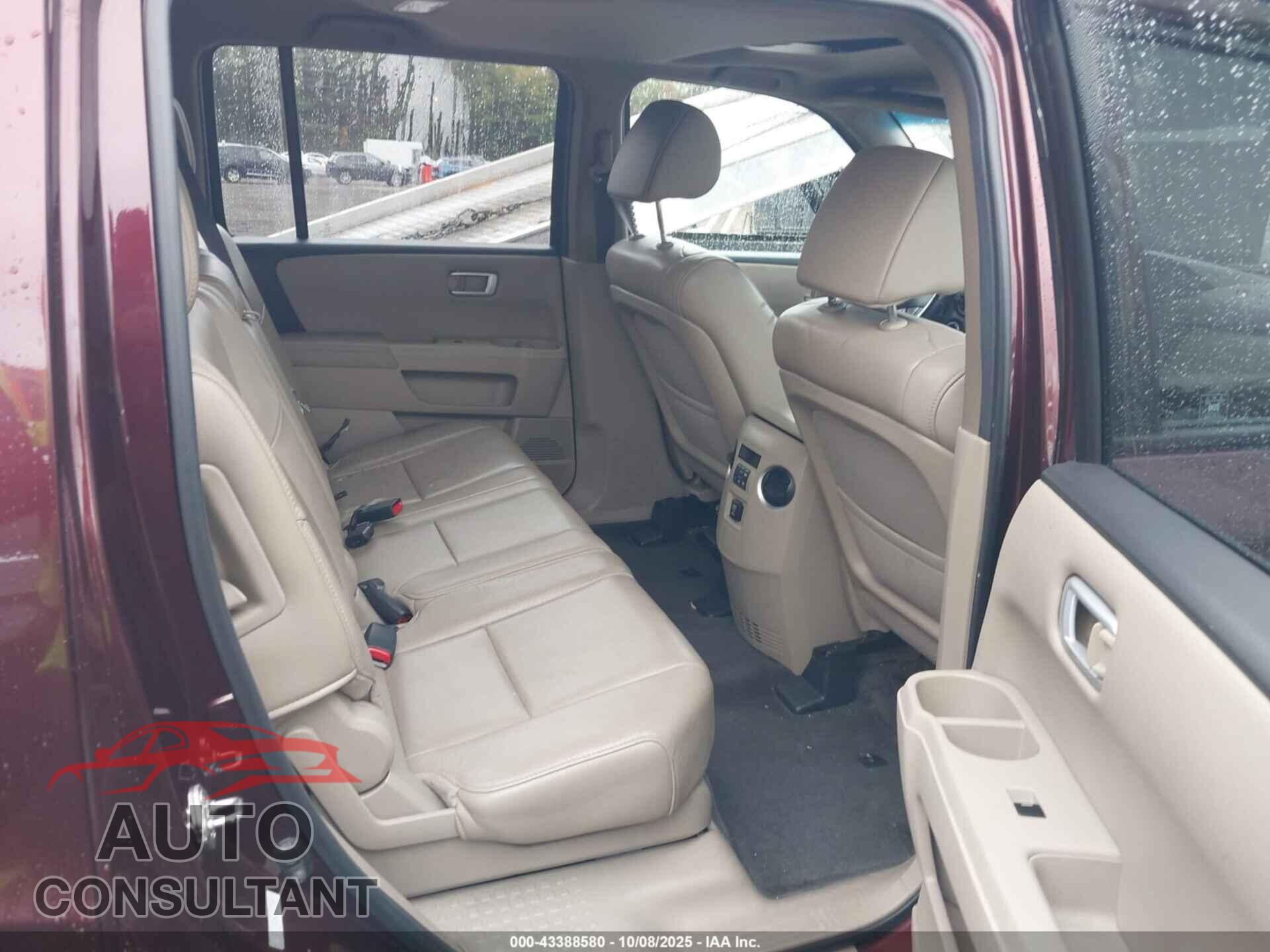 HONDA PILOT 2012 - 5FNYF4H78CB056929