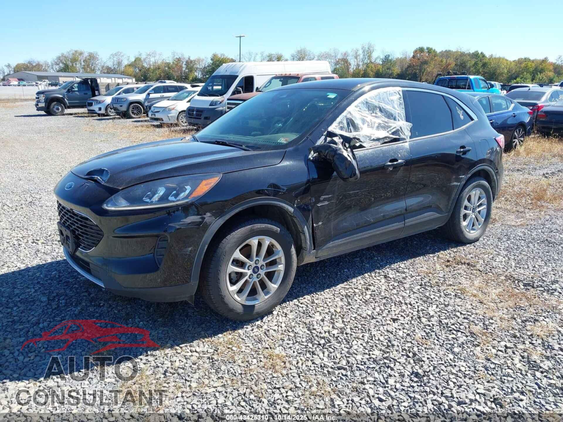 FORD ESCAPE 2020 - 1FMCU9G60LUA70154
