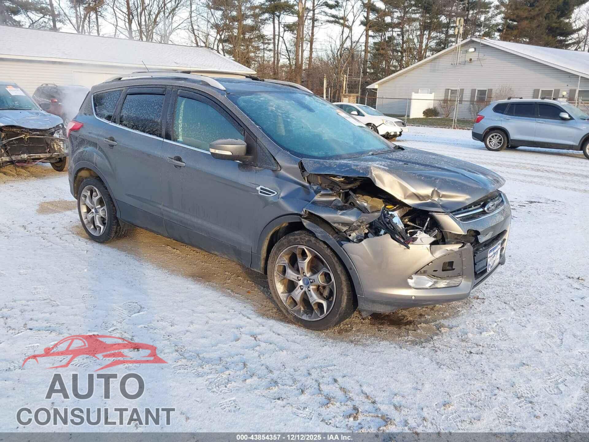 FORD ESCAPE 2013 - 1FMCU9J92DUC32919