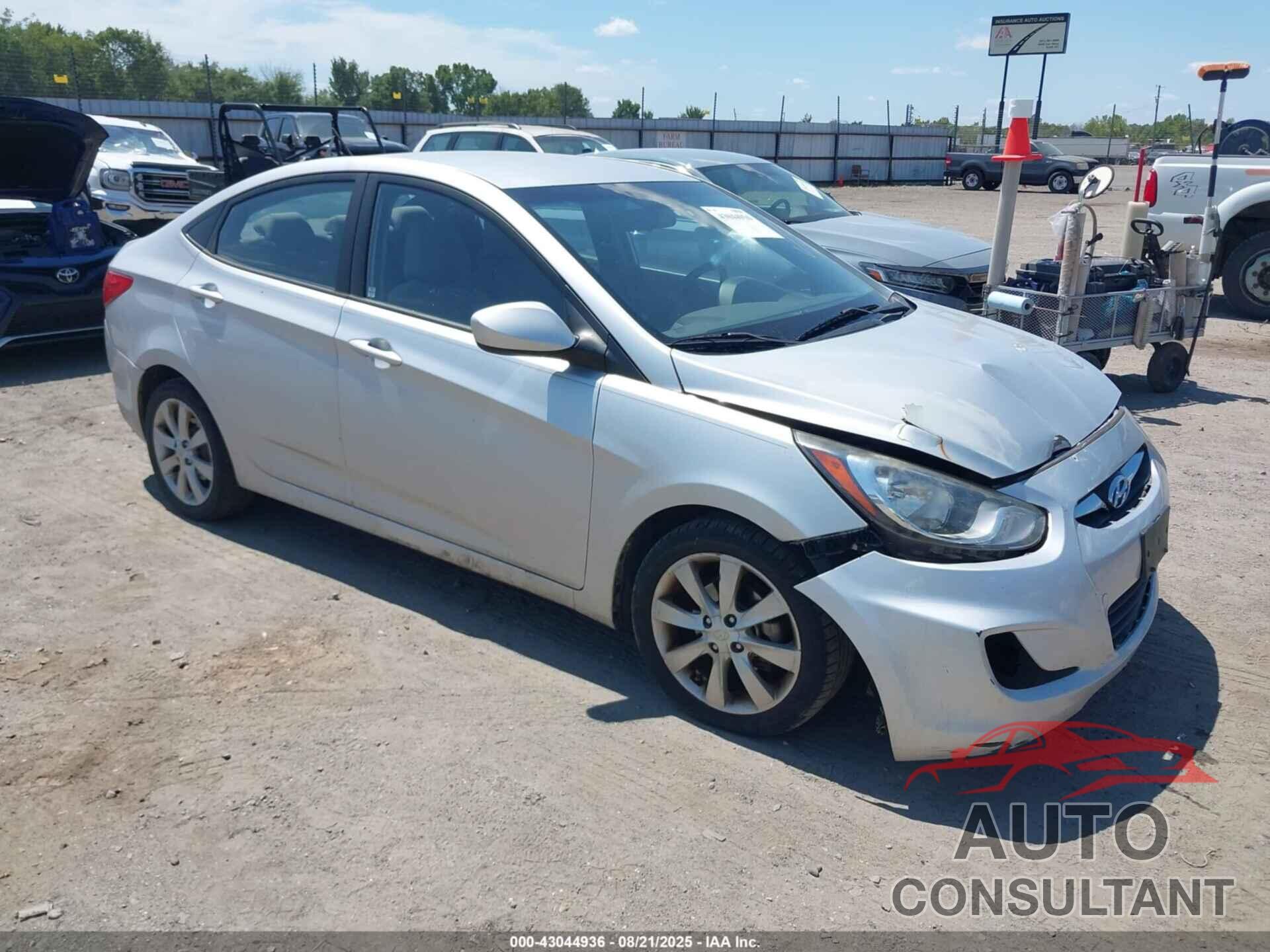 HYUNDAI ACCENT 2012 - KMHCU4AE7CU041866