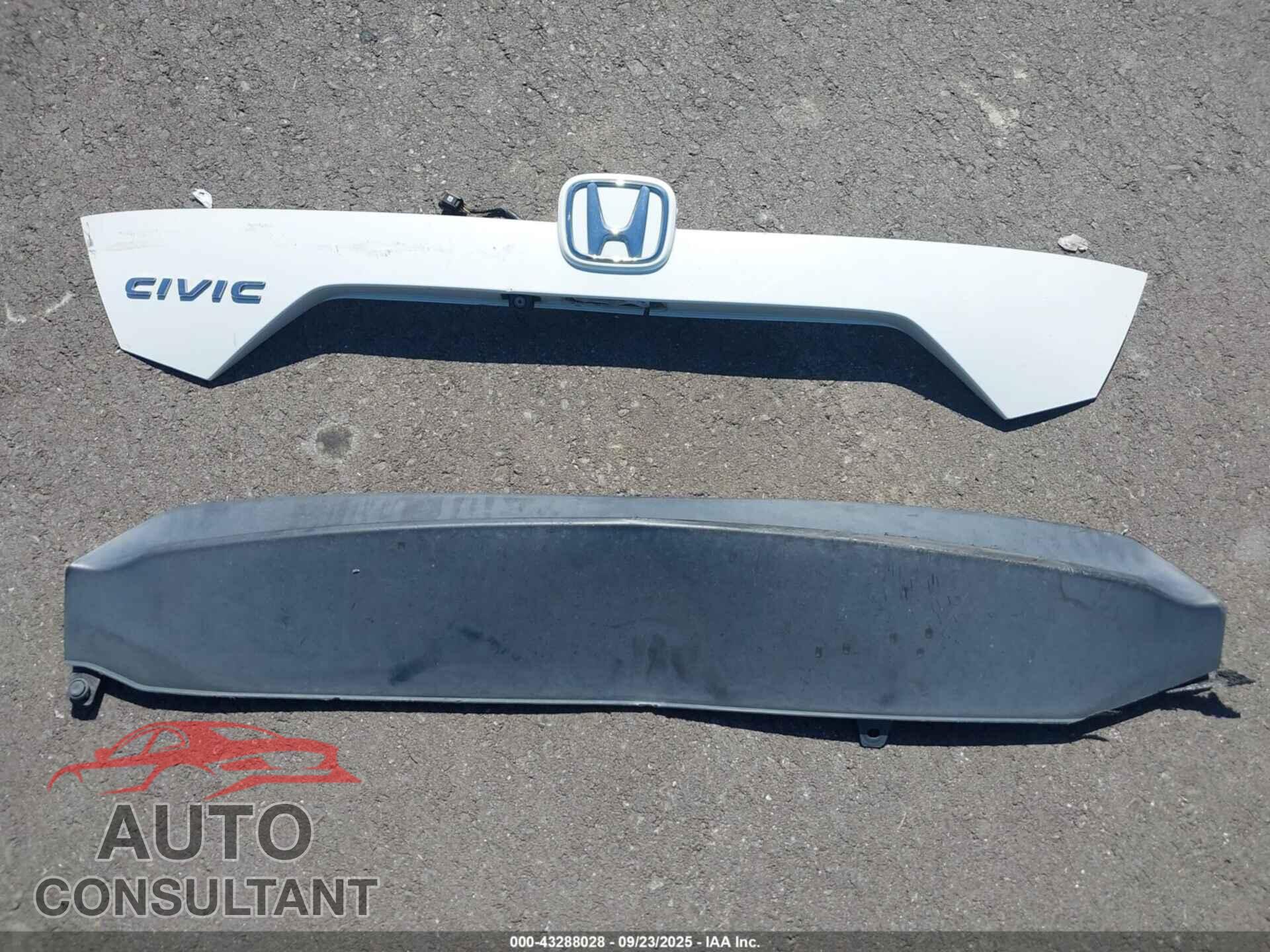 HONDA CIVIC 2017 - 2HGFC2F78HH555529
