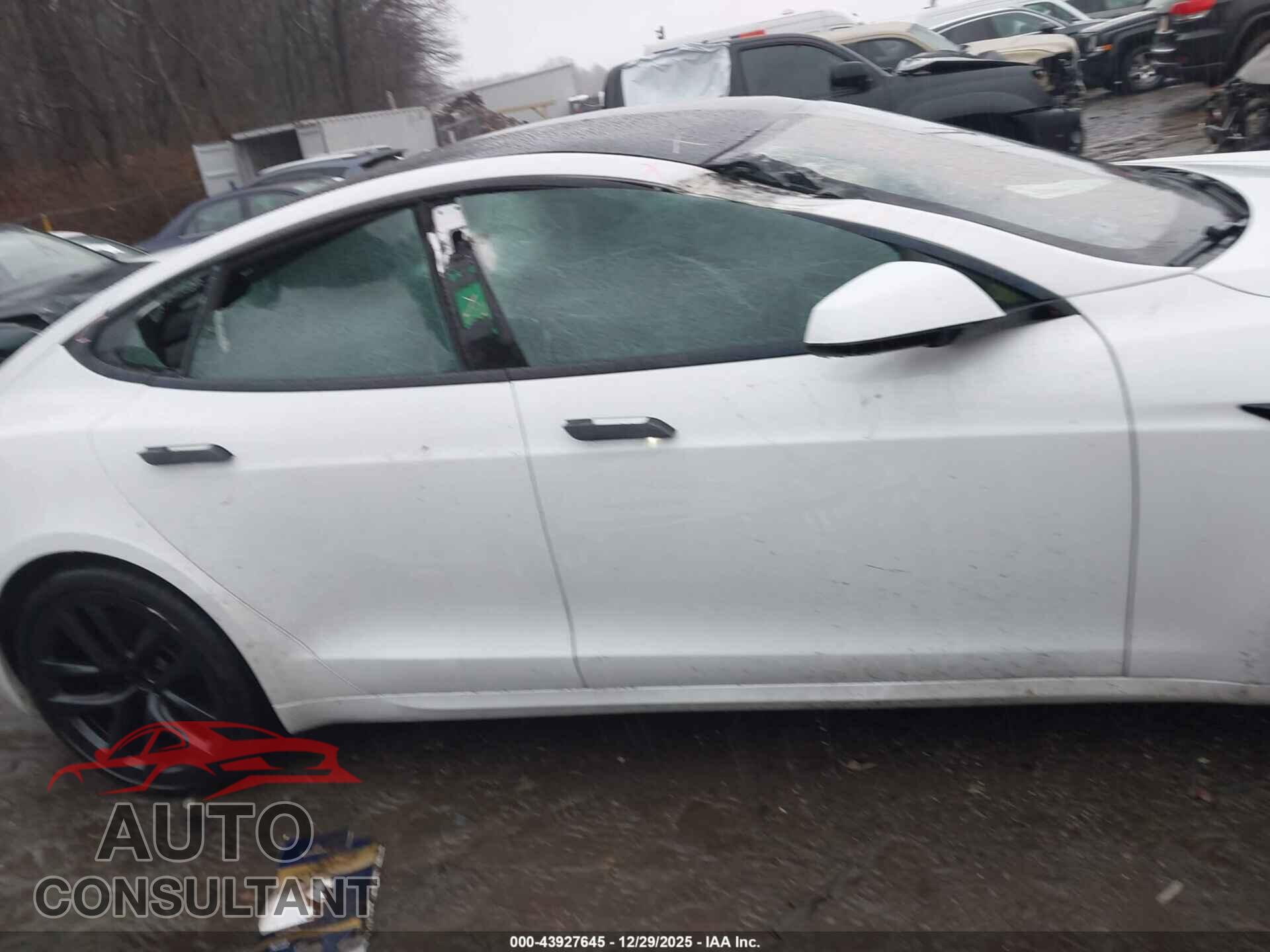TESLA MODEL S 2022 - 5YJSA1E57NF487545