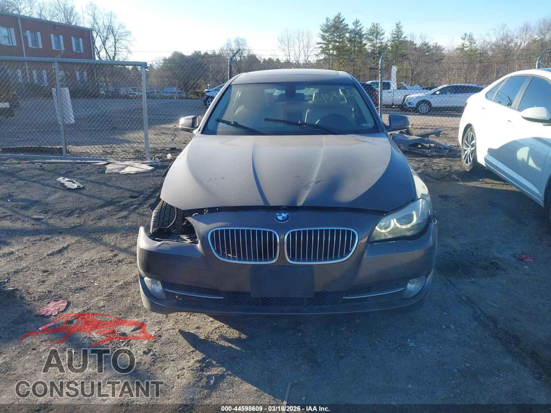 BMW 528I 2012 - WBAXH5C54CDW08836