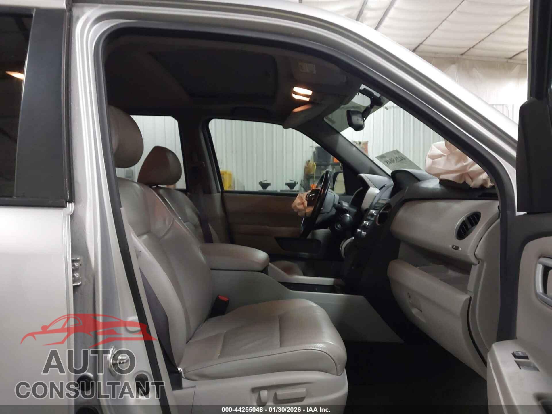 HONDA PILOT 2014 - 5FNYF4H59EB045018
