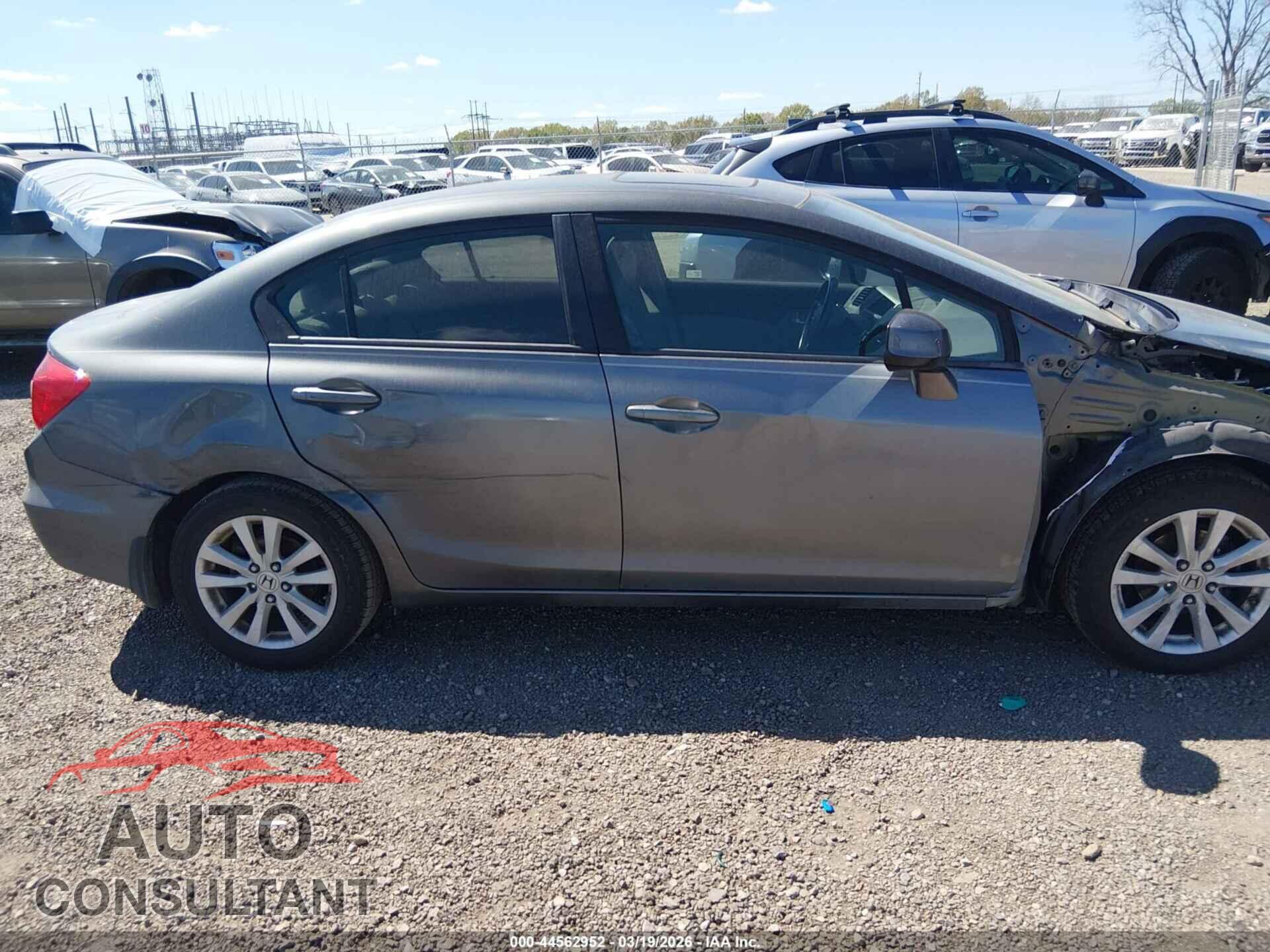 HONDA CIVIC 2012 - 2HGFB2F98CH554037