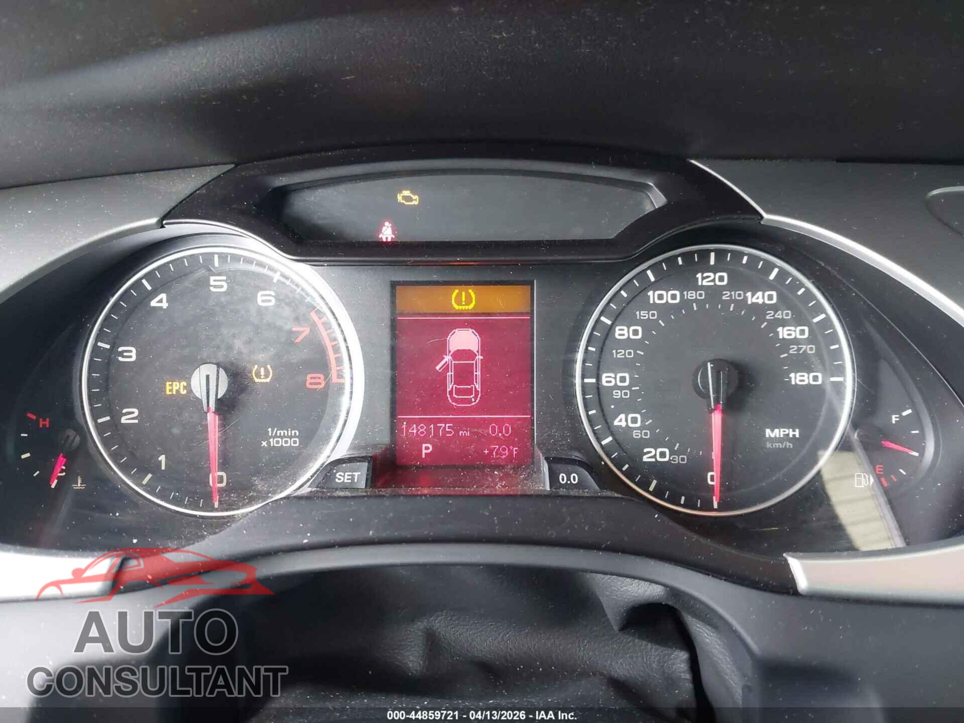 AUDI A4 2012 - WAUAFAFL9CN020052