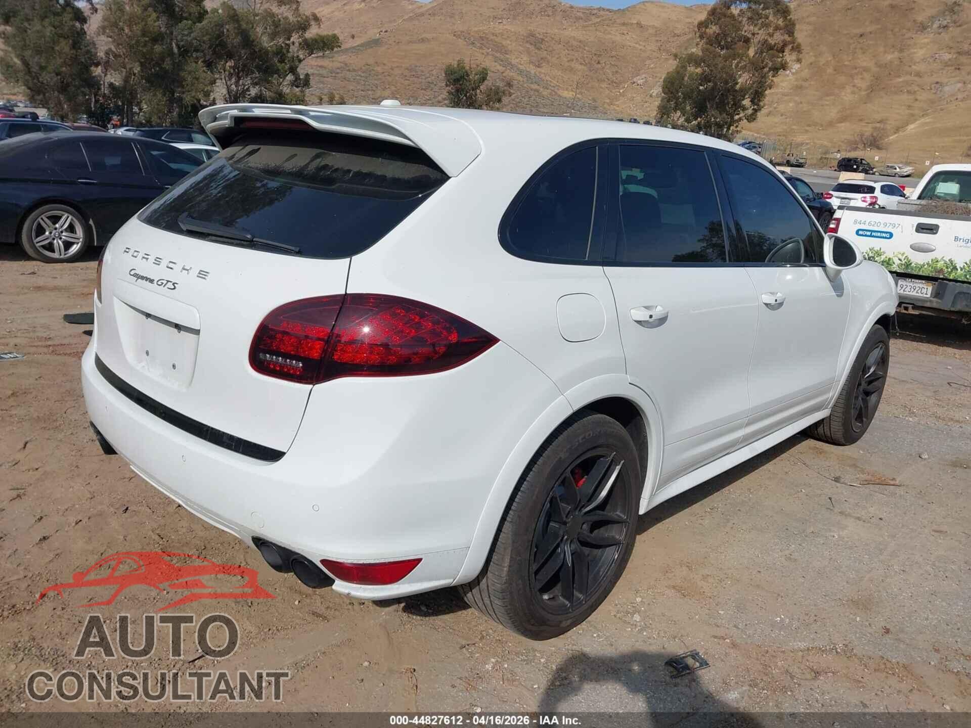 PORSCHE CAYENNE 2013 - WP1AD2A24DLA77672