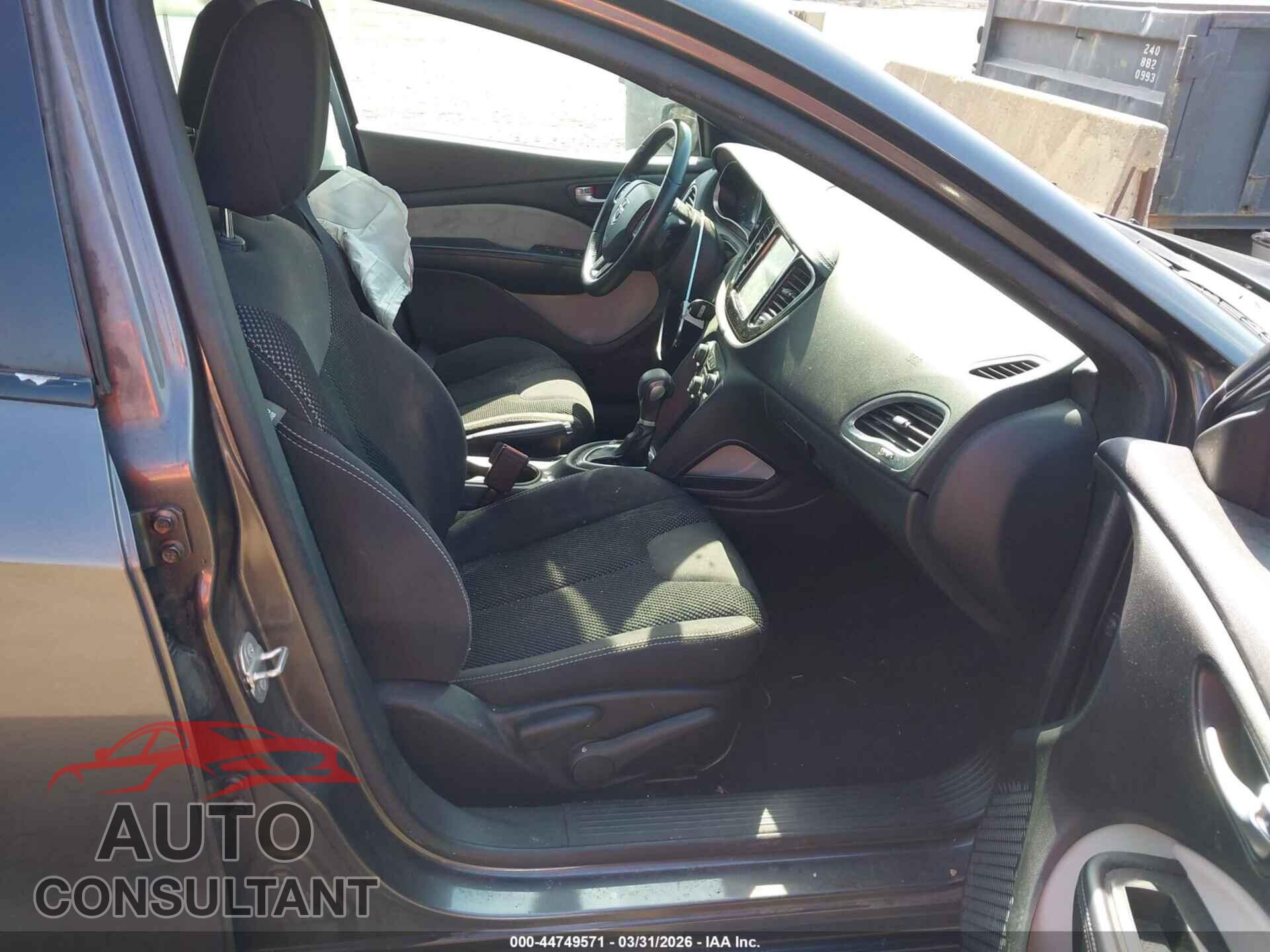 DODGE DART 2015 - 1C3CDFBBXFD200408