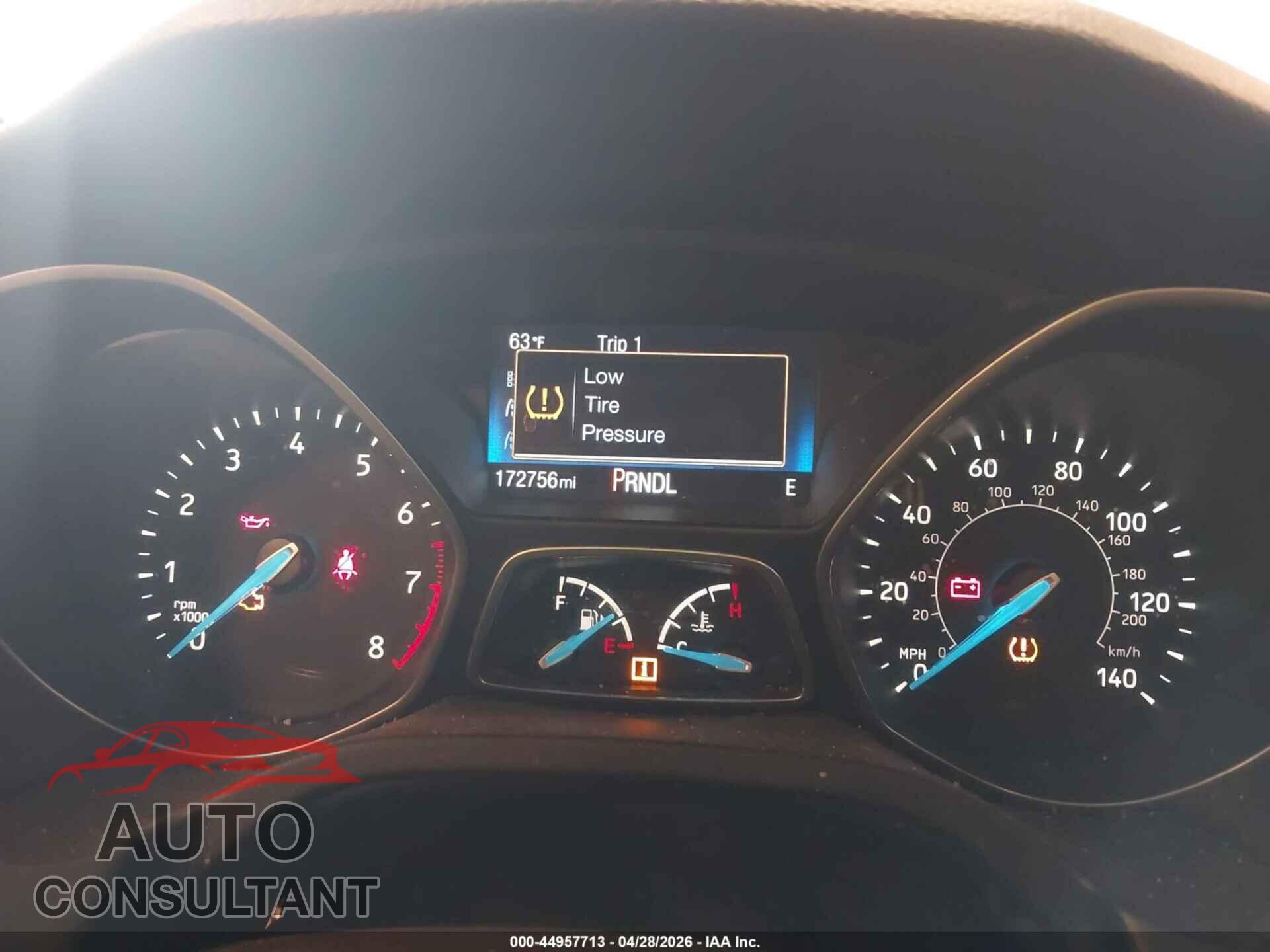 FORD FOCUS 2017 - 1FADP3F29HL266642