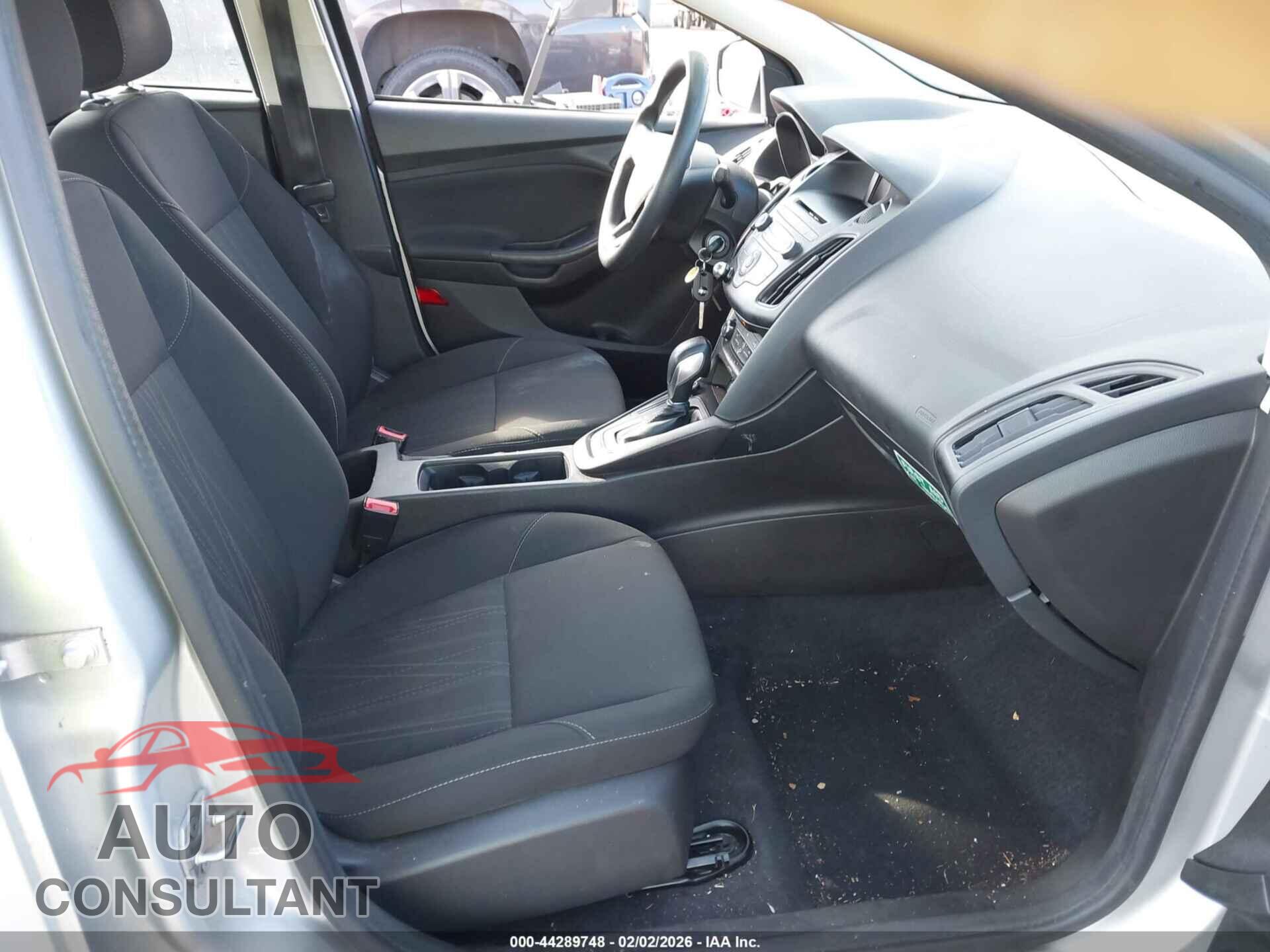FORD FOCUS 2016 - 1FADP3E25GL366141