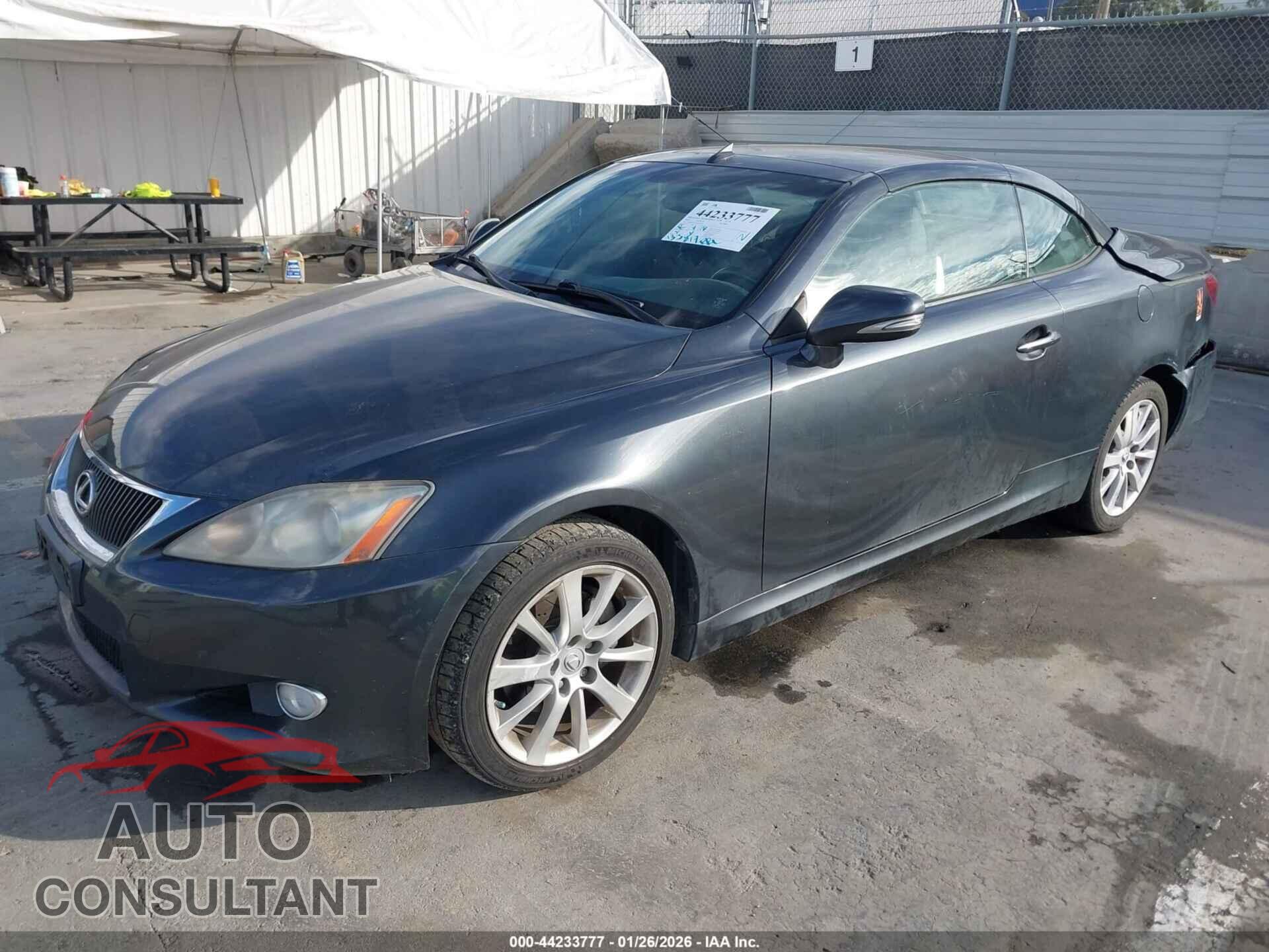 LEXUS IS 250C 2010 - JTHFF2C23A2511384