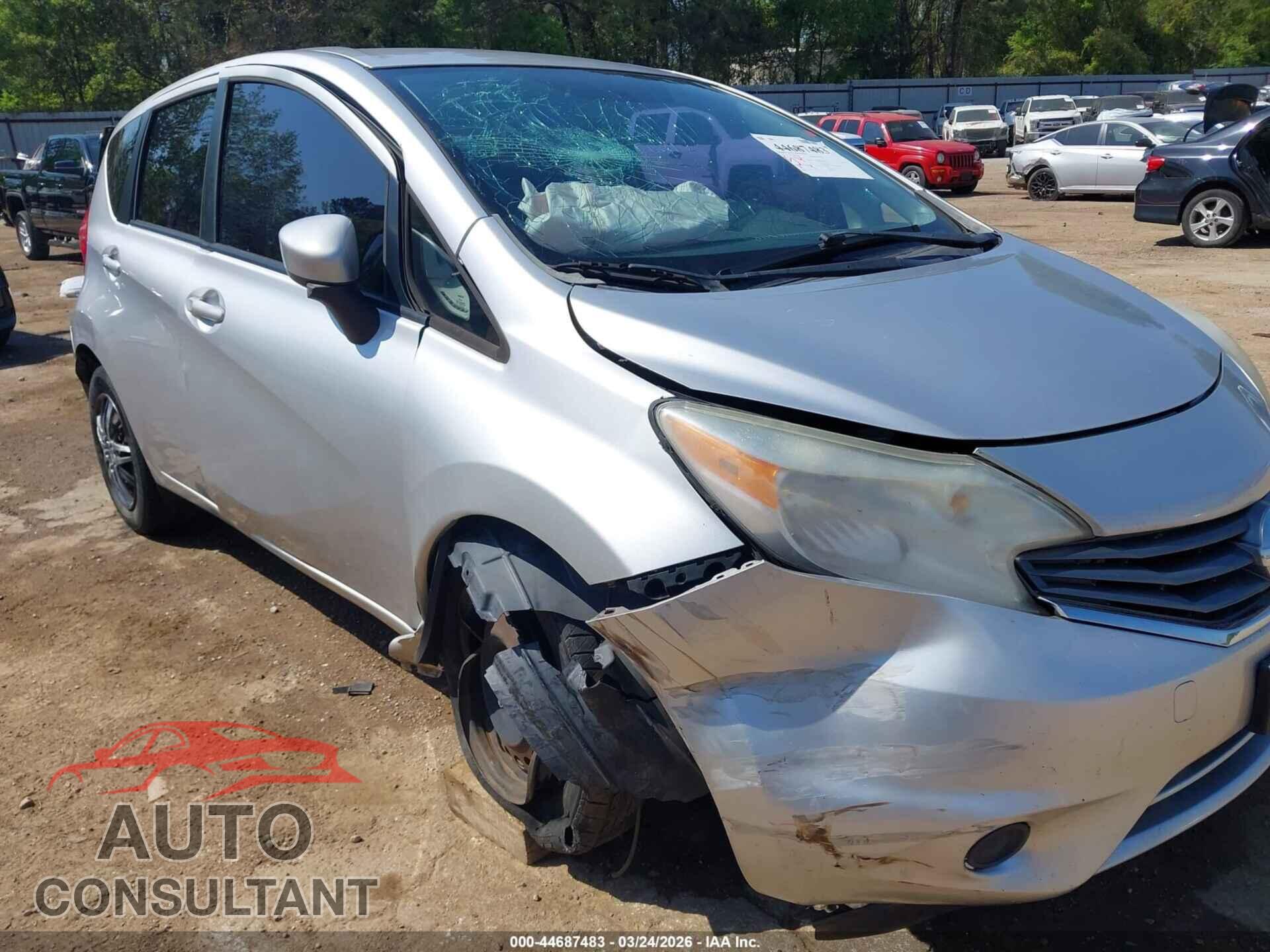 NISSAN VERSA NOTE 2015 - 3N1CE2CP2FL371016