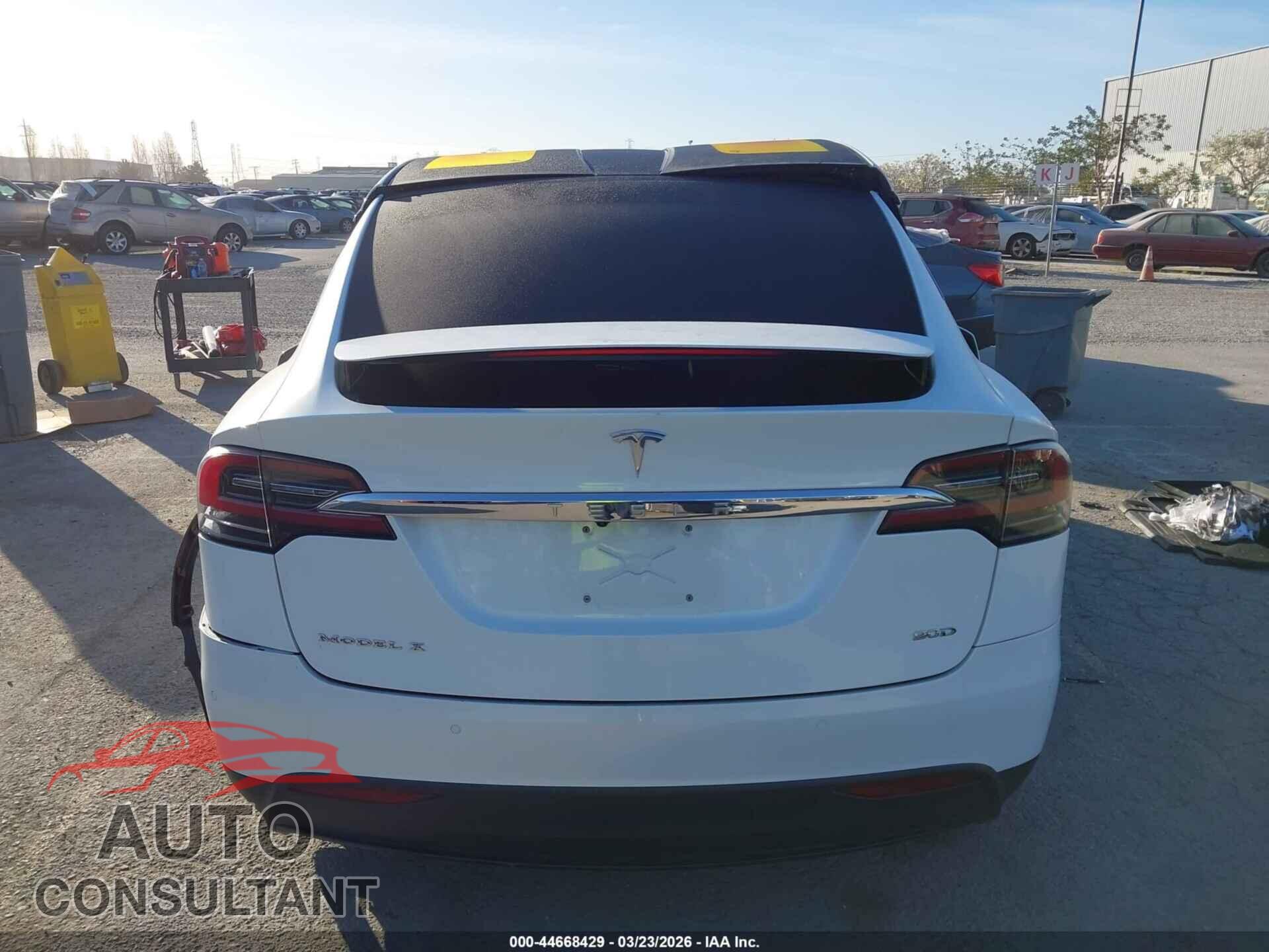 TESLA MODEL X 2017 - 5YJXCBE21HF041665