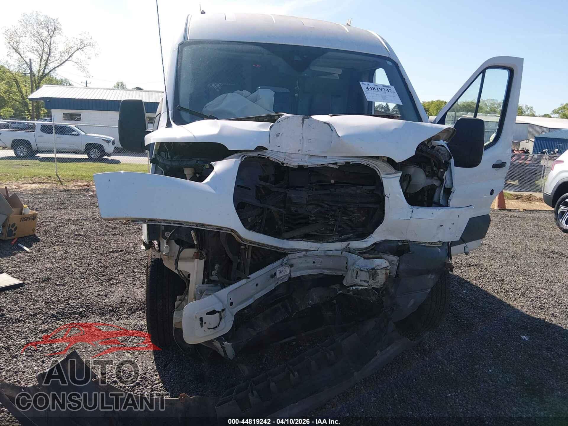 FORD TRANSIT-250 2015 - 1FTNR1CM0FKA52175