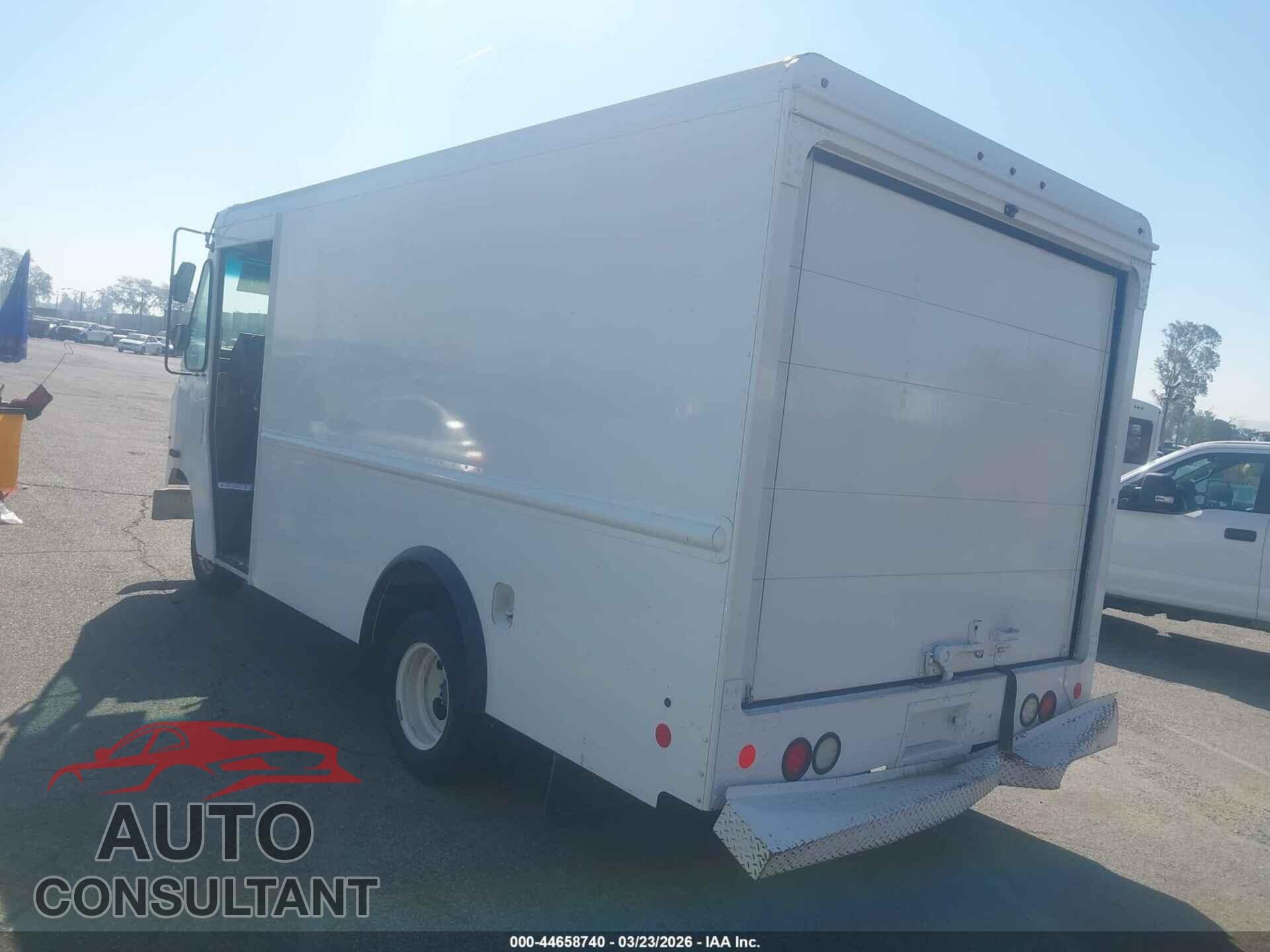 FORD E-350 STRIPPED 2018 - 1FC3E3K66JDC33134